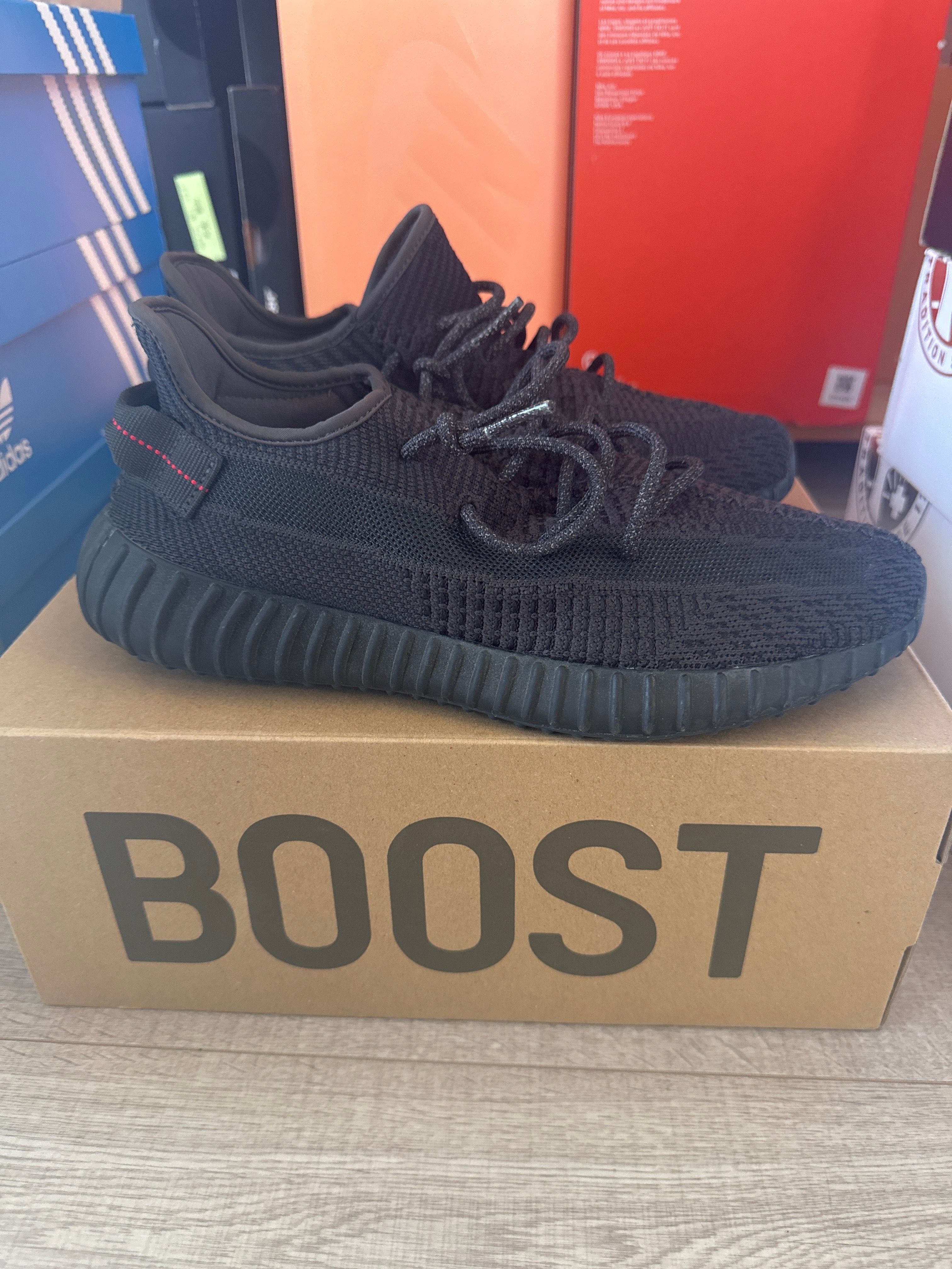 adidas YEEZY Boost 350 V2 "Black"