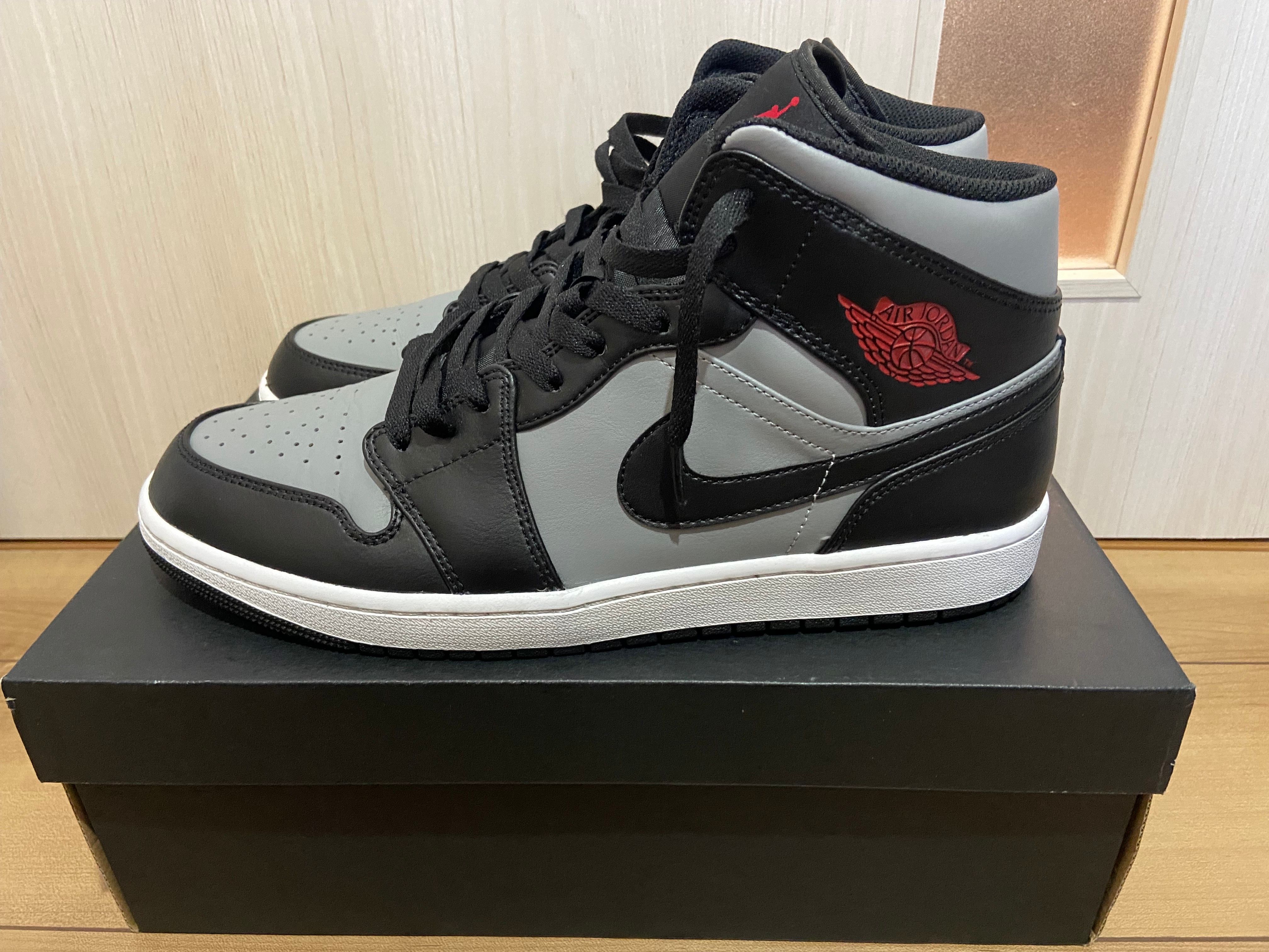 Nike Air Jordan 1 Mid "Shadow"