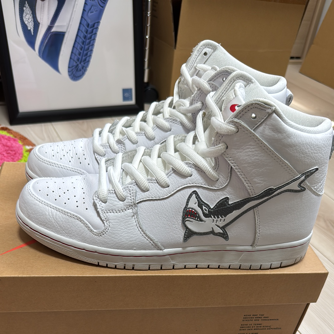 Oski x Nike SB Dunk High "Great White Shark"
