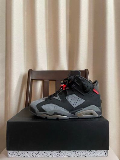 NIKE × PARIS SAINT GERMAIN AIR JORDAN 6 RETRO INFRARED