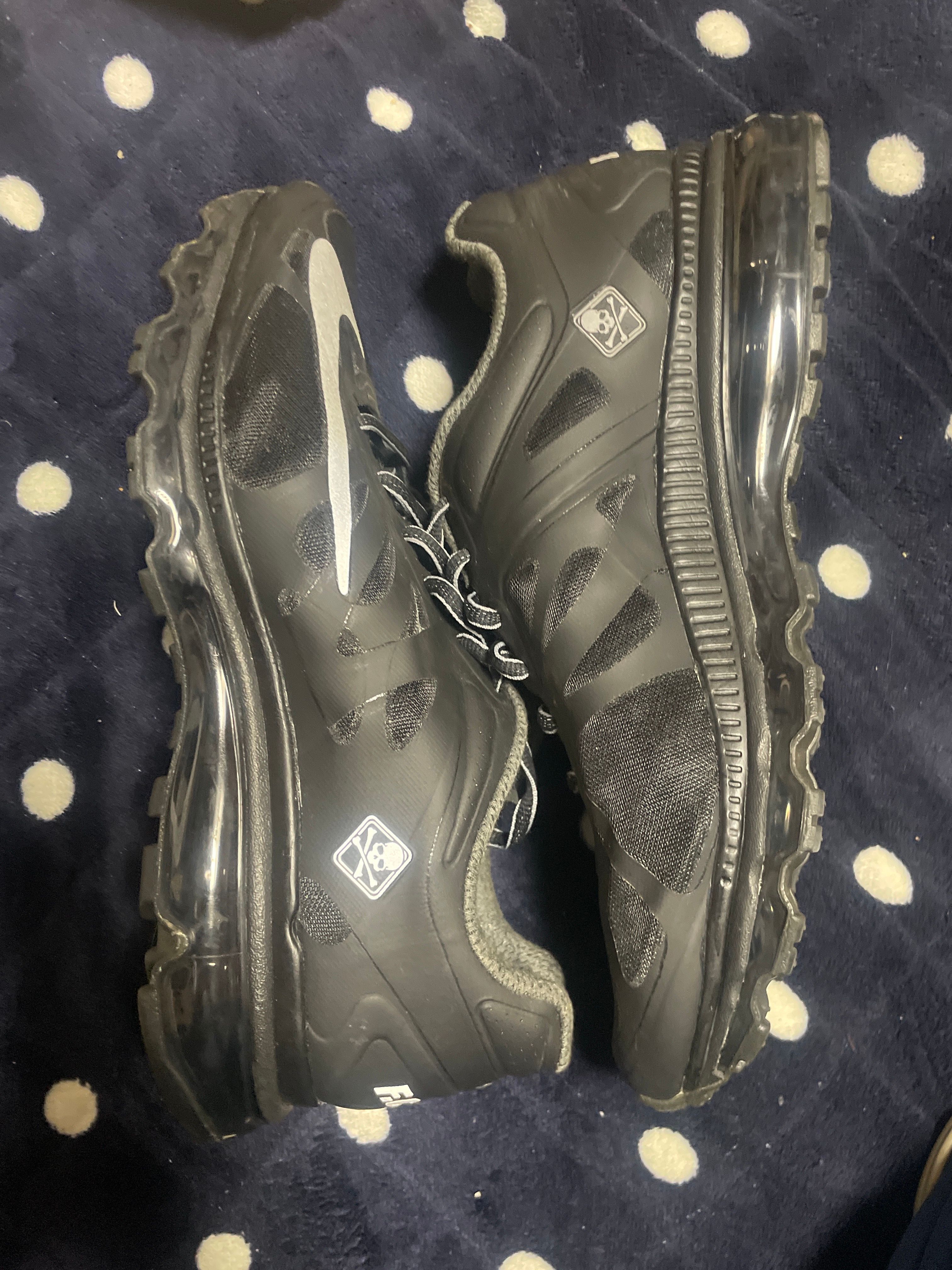 Mastermind Japan × F.C.R.B. × Nike Air Max "Black/Navy/Gold" (2012)