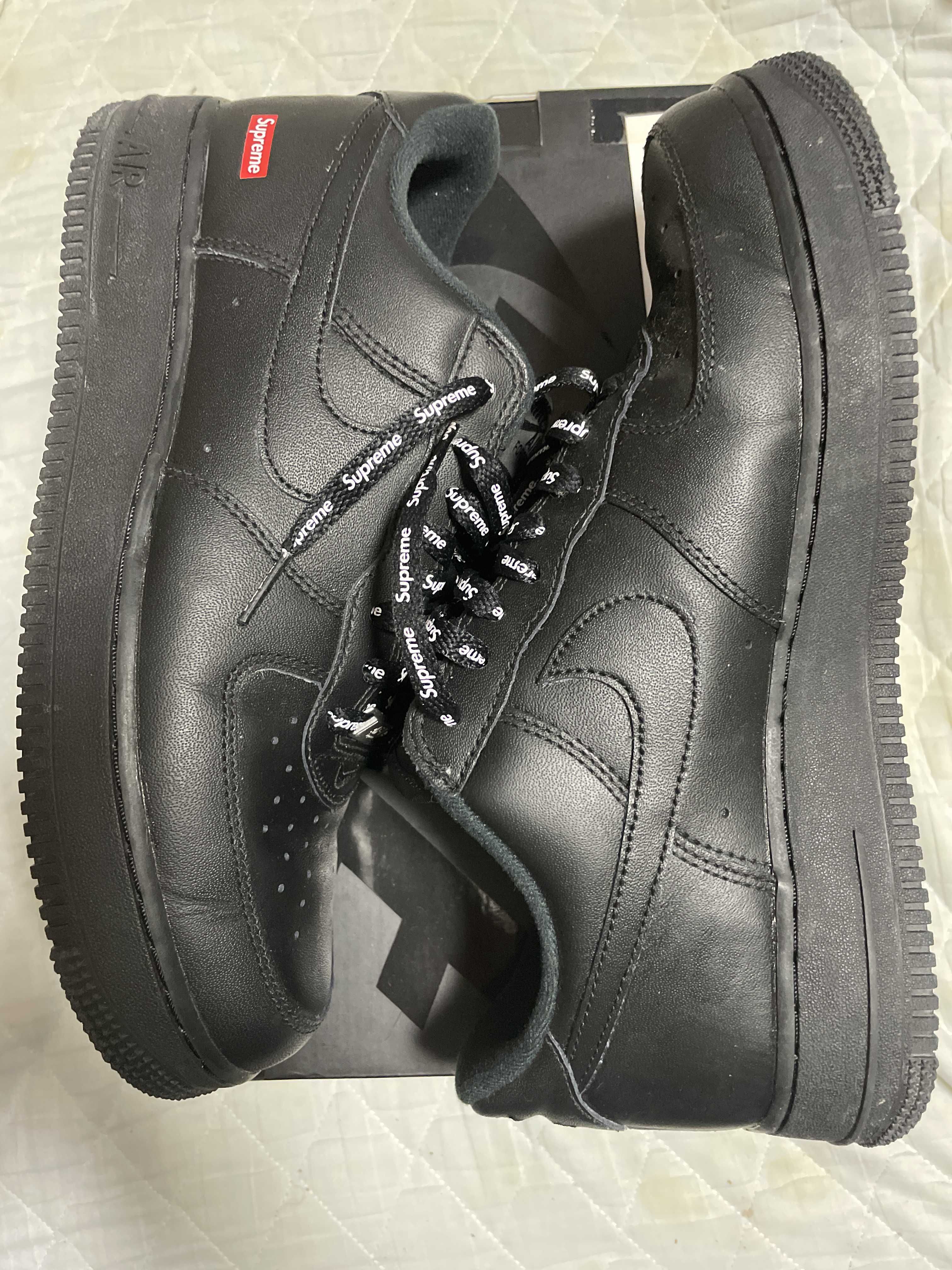 Supreme × Nike Air Force 1 Low "Black"