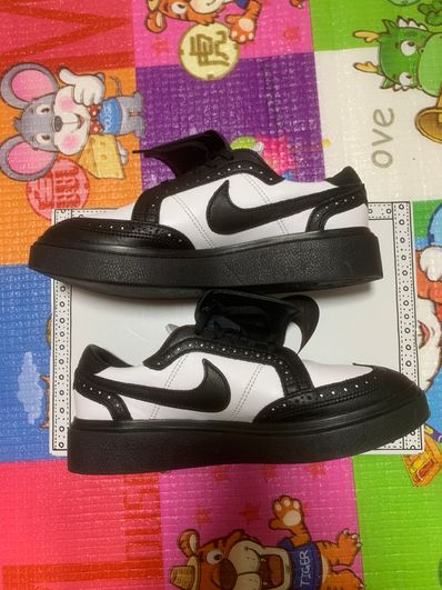 PEACEMINUSONE × Nike Kwondo 1 "Black and White" / G-DRAGON