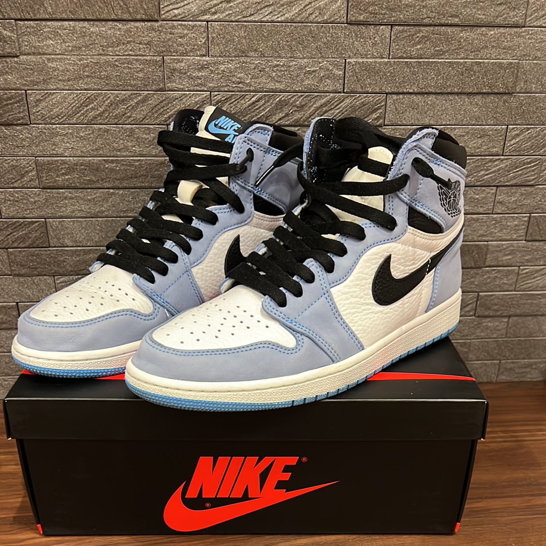 Nike Air Jordan 1 High OG "University Blue"