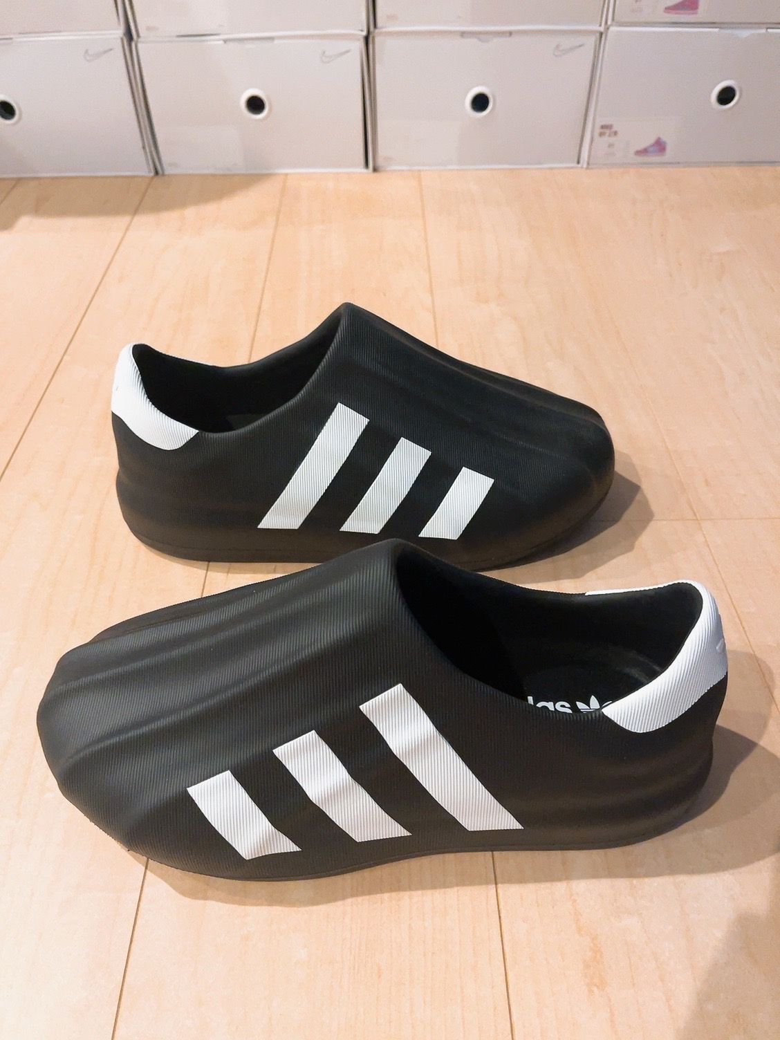 アディダス アディフォーム スーパースター "コアブラック"