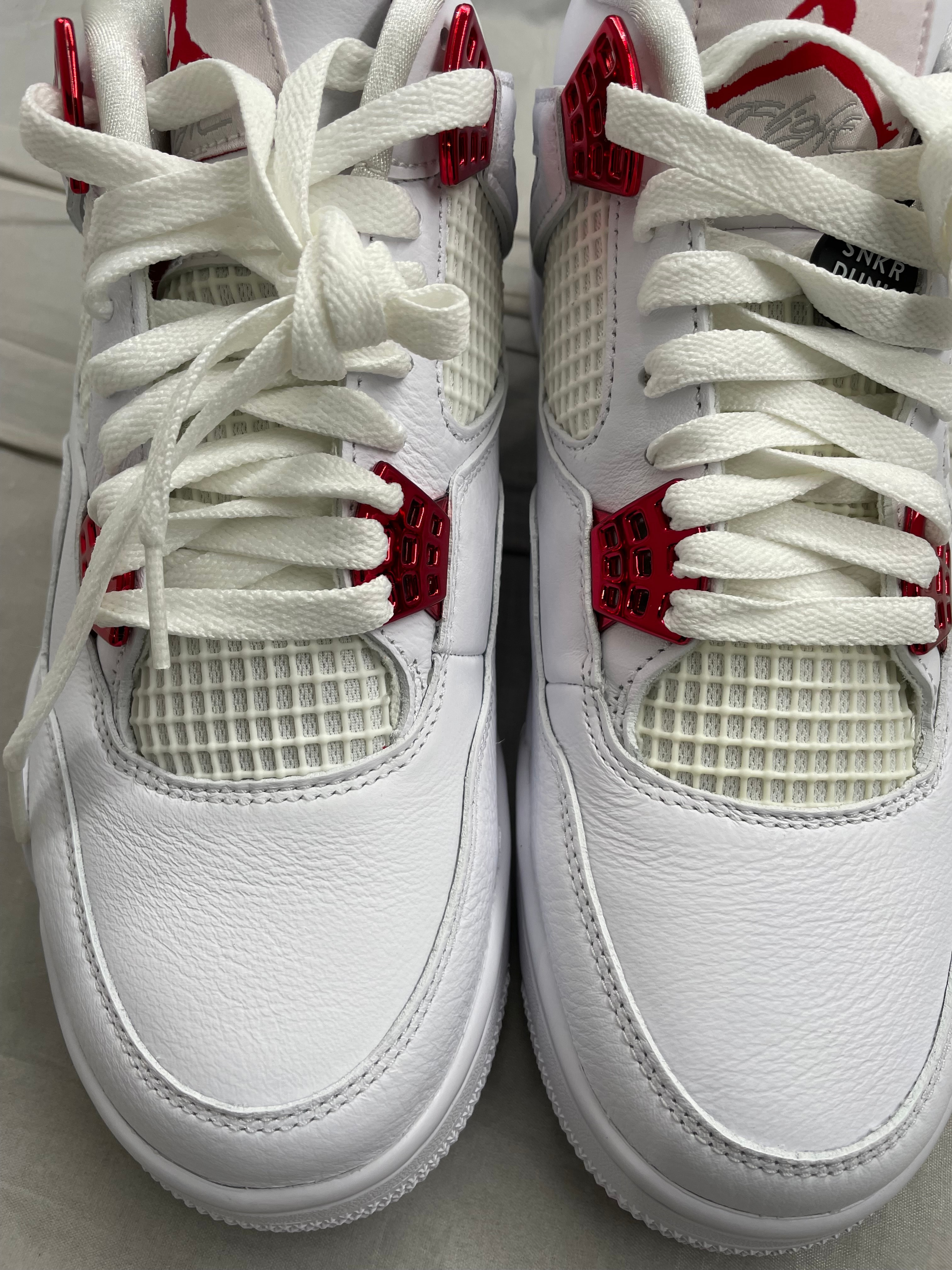 Nike Air Jordan 4 Retro "Metallic Red"