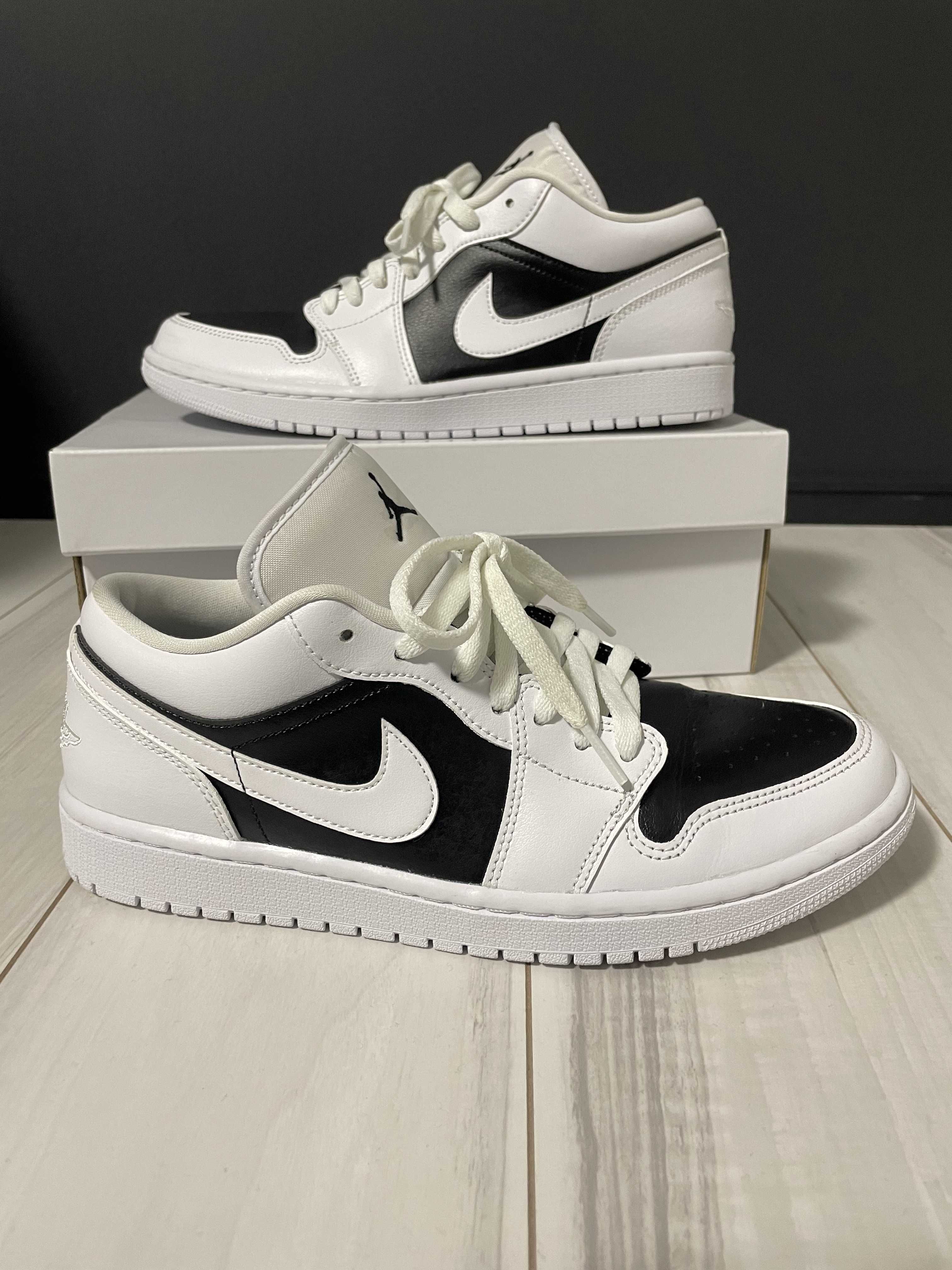 NIKE Women's AIR JORDAN 1 LOW "PANDA"