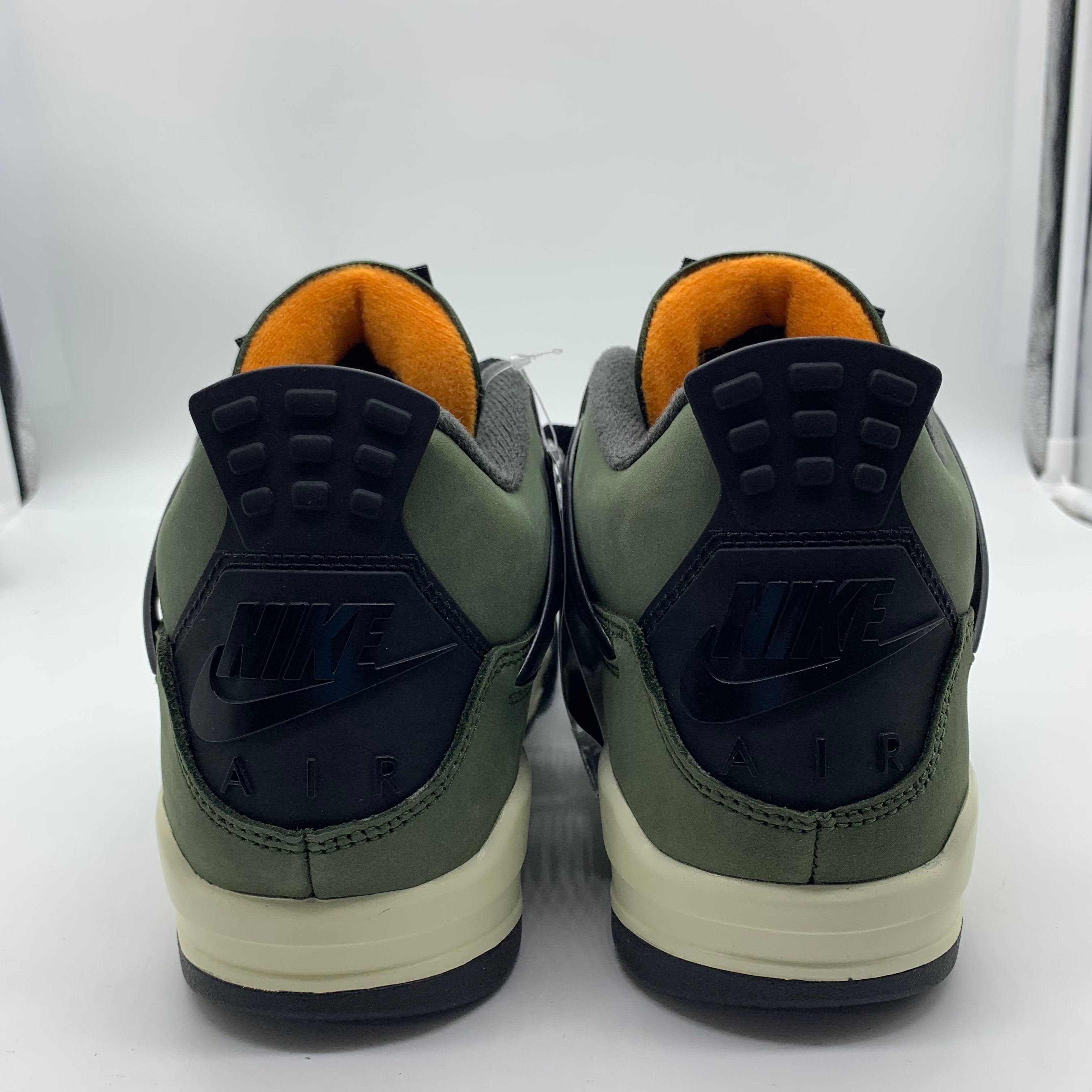 UNDEFEATED × Nike Air Jordan 4 Retro "Deep Green" (2025)