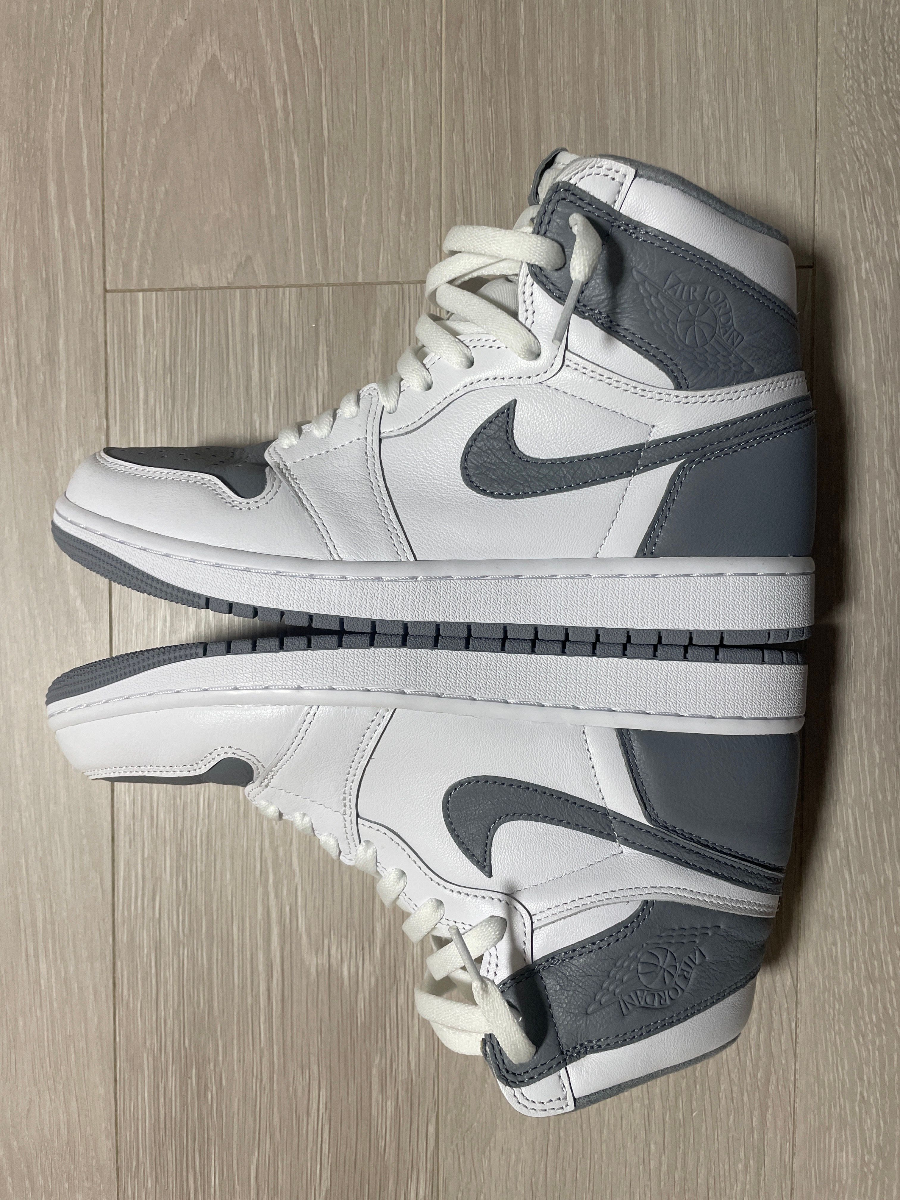 Nike Air Jordan 1 High OG "Stealth"