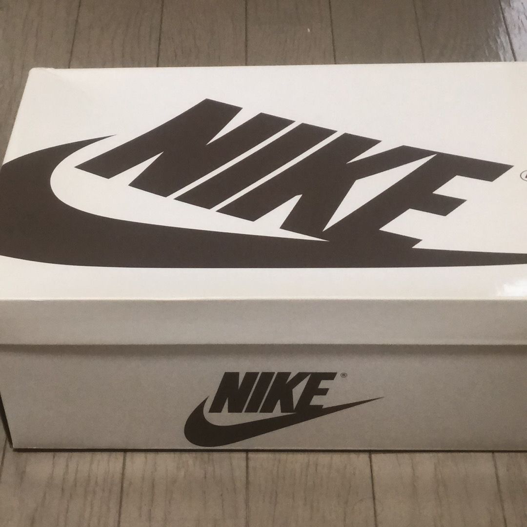 Travis Scott × Nike Air Jordan 1 Low OG SP "Reverse Olive"