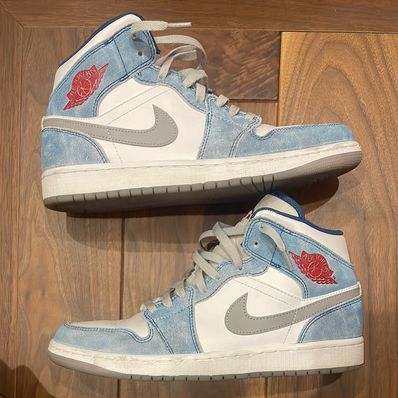 Nike Air Jordan 1 Mid SE "White/Hyper Royal/Red"