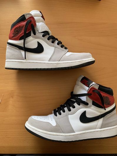 Nike Air Jordan 1 High OG "White/Black/Light Smoke Grey"