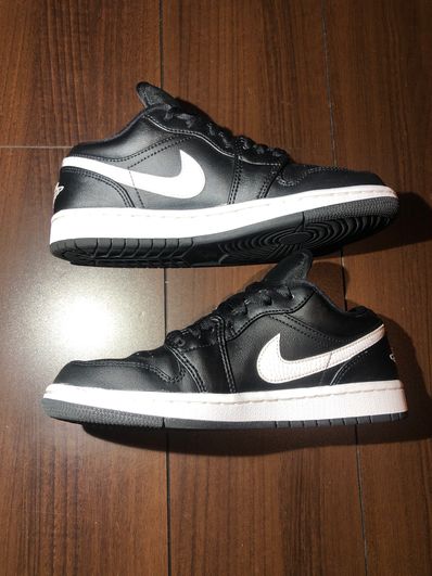 NIKE Women's AIR JORDAN 1 LOW "BLACK"