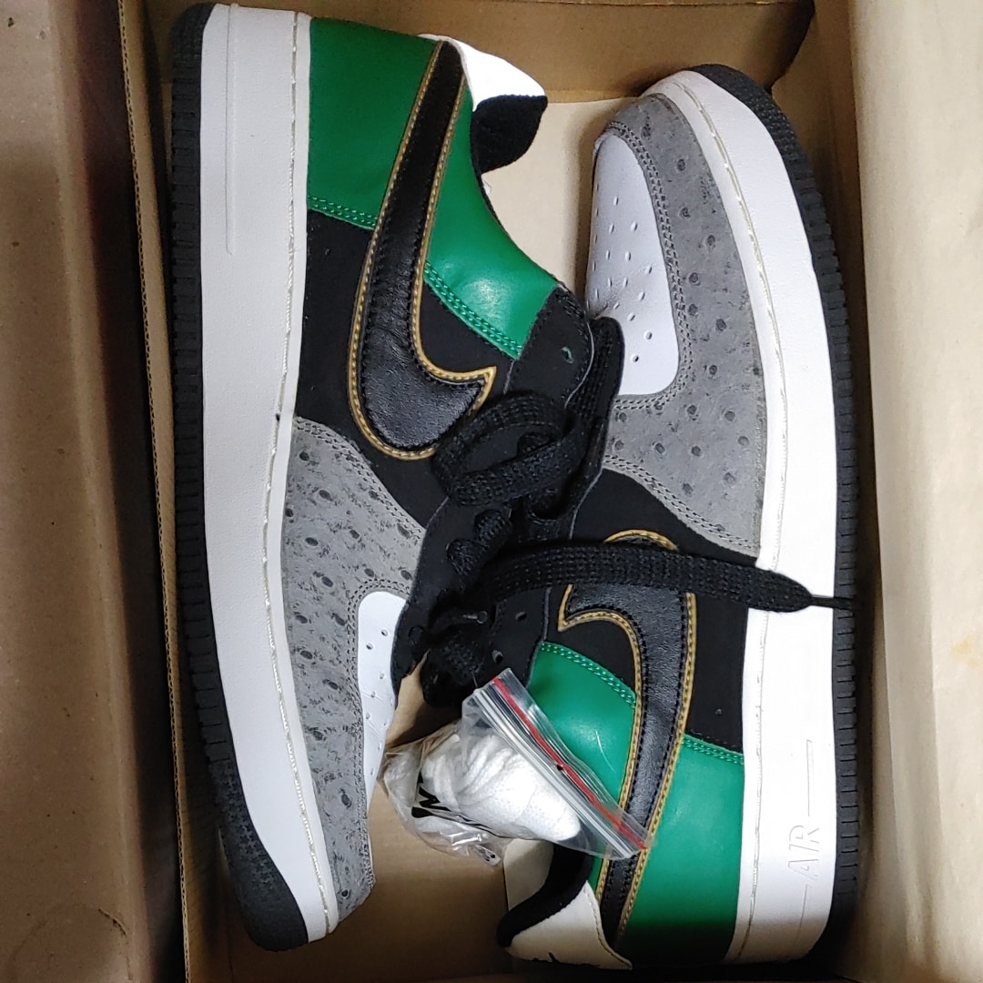 mita sneakers × Nike Air Force 1 Low "温故知新" (2004)