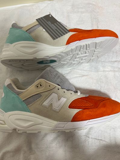 KITH × New Balance 990V2 "Cyclades"