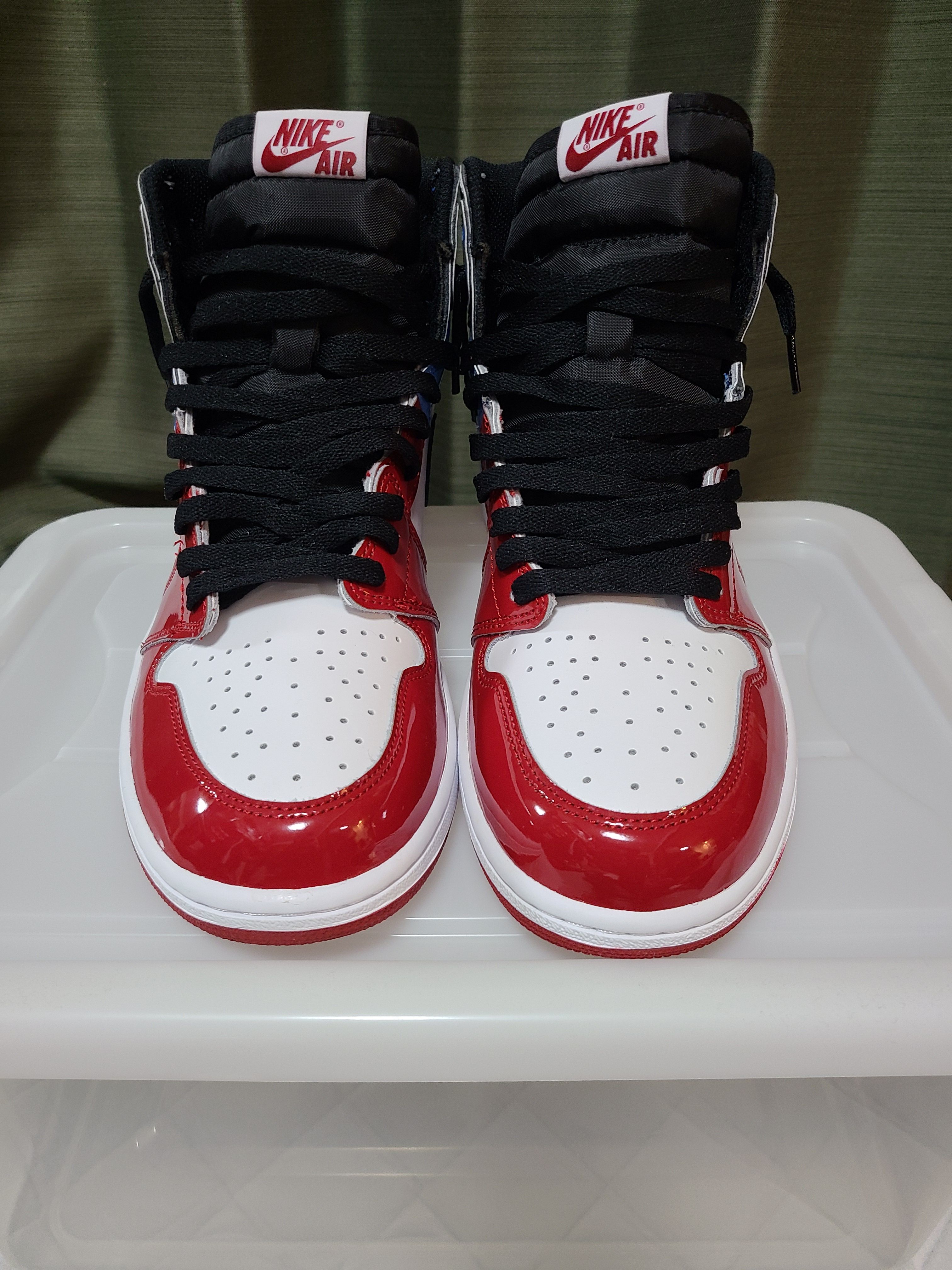 Nike Air Jordan 1 High OG "Fearless"