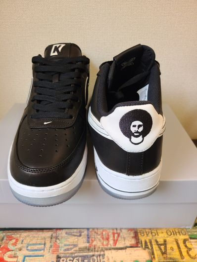 Colin Kaepernick × Nike Air Force 1 Low