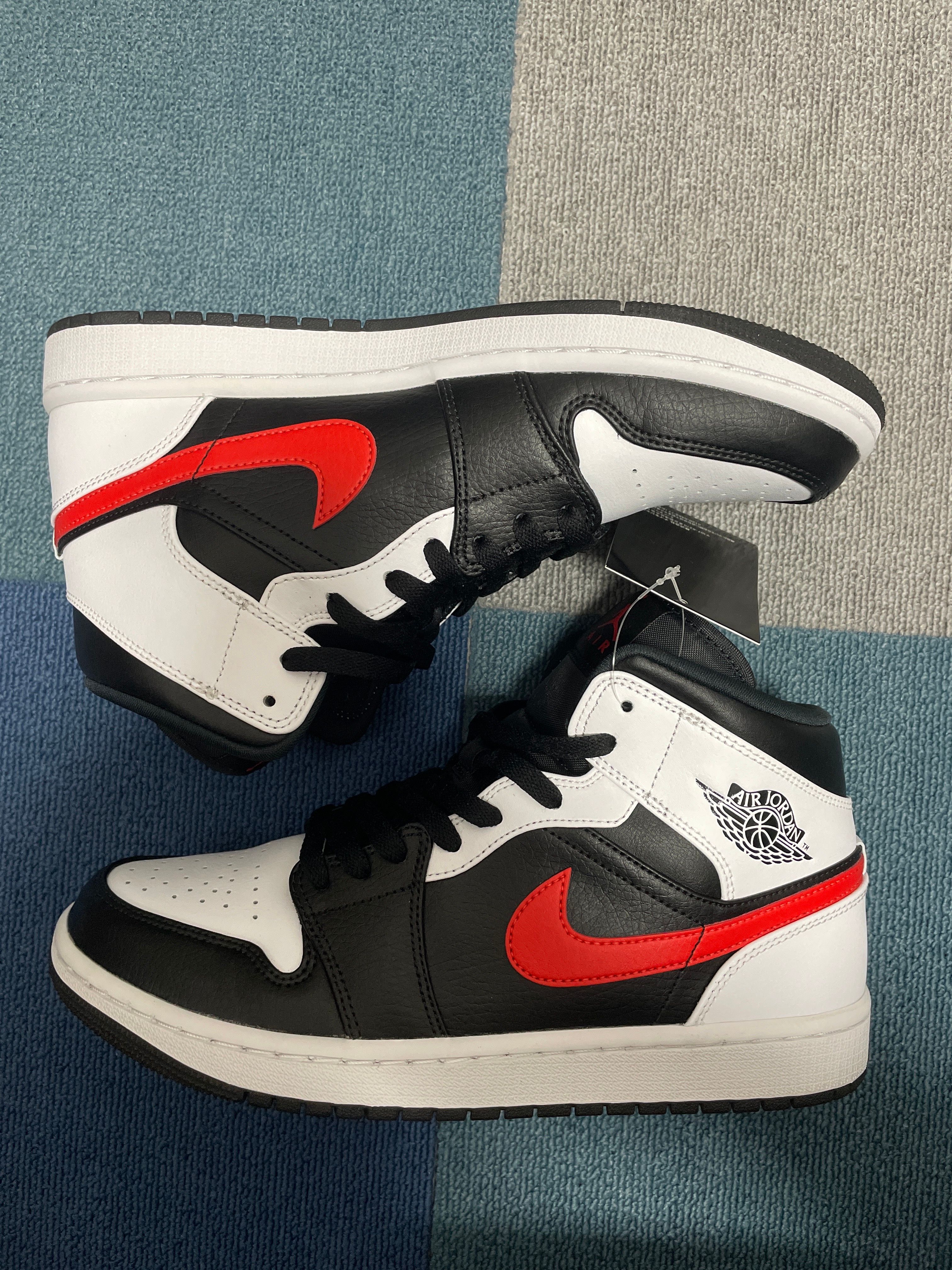 NIKE AIR JORDAN 1 MID "BLACK/CHILE RED/WHITE"