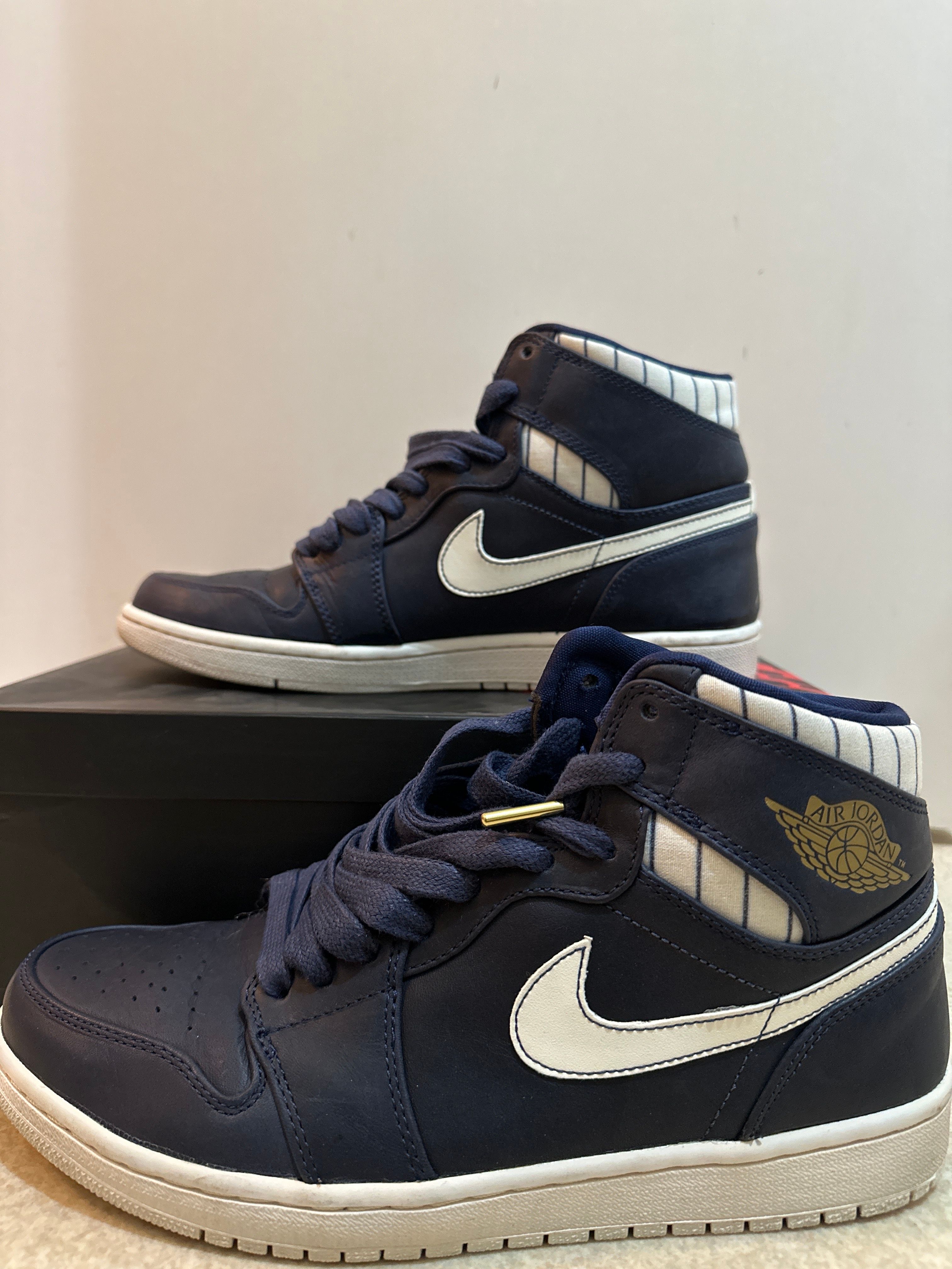 Nike Air Jordan 1 Retro High "Jeter Re2pect"