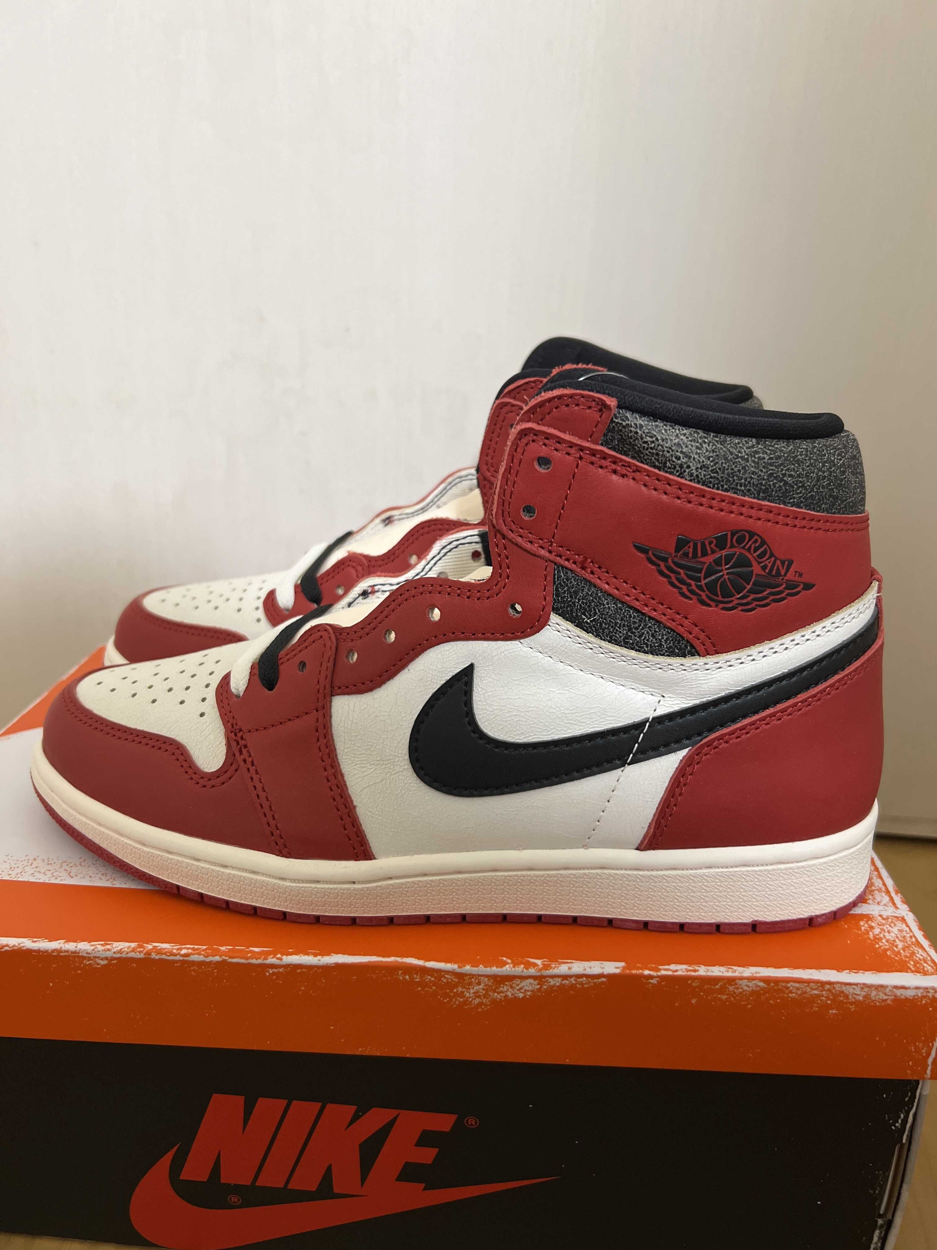 Nike Air Jordan 1 High OG "Lost & Found/Chicago"