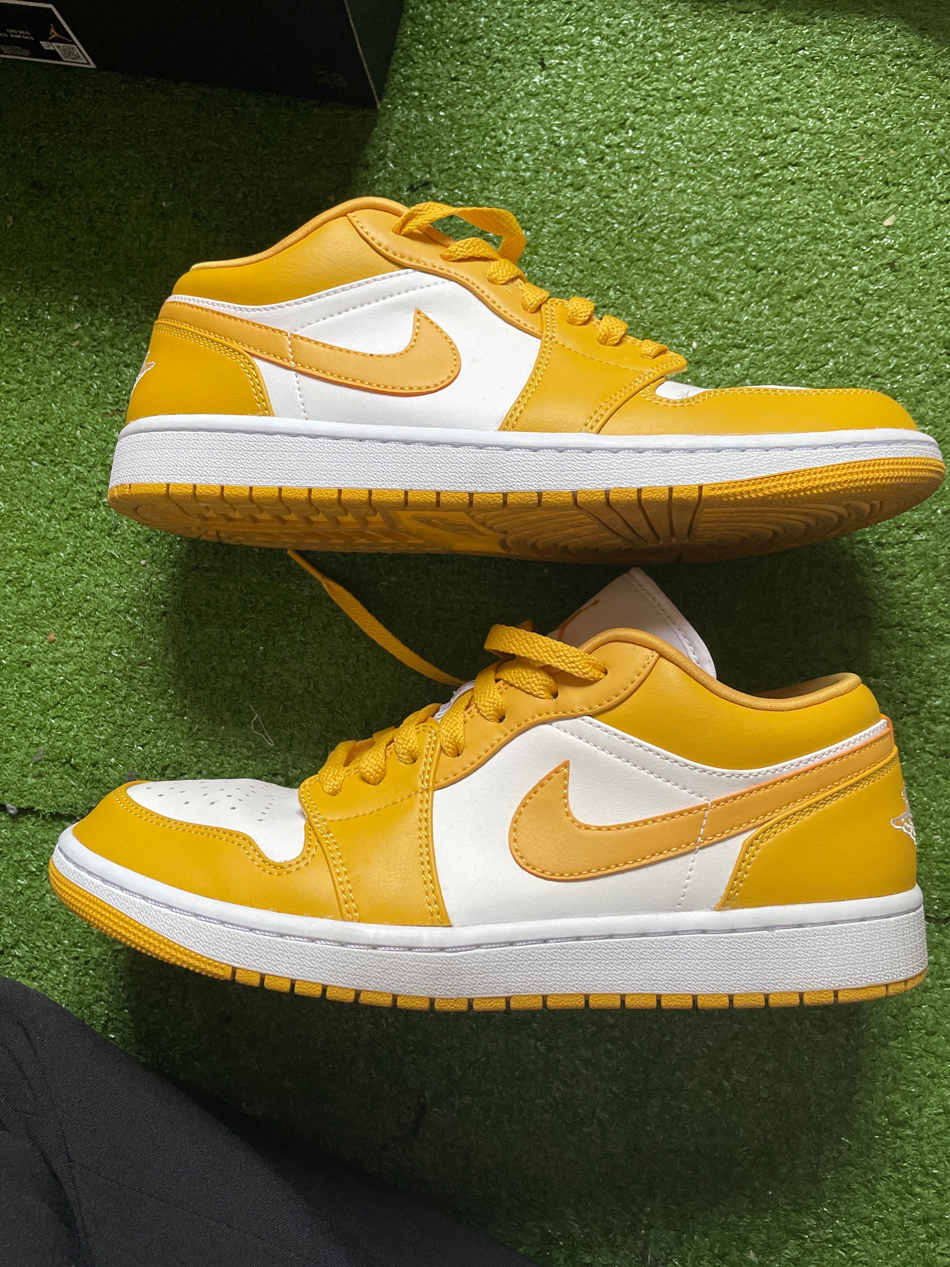 Nike Air Jordan 1 Low "White/Pollen"