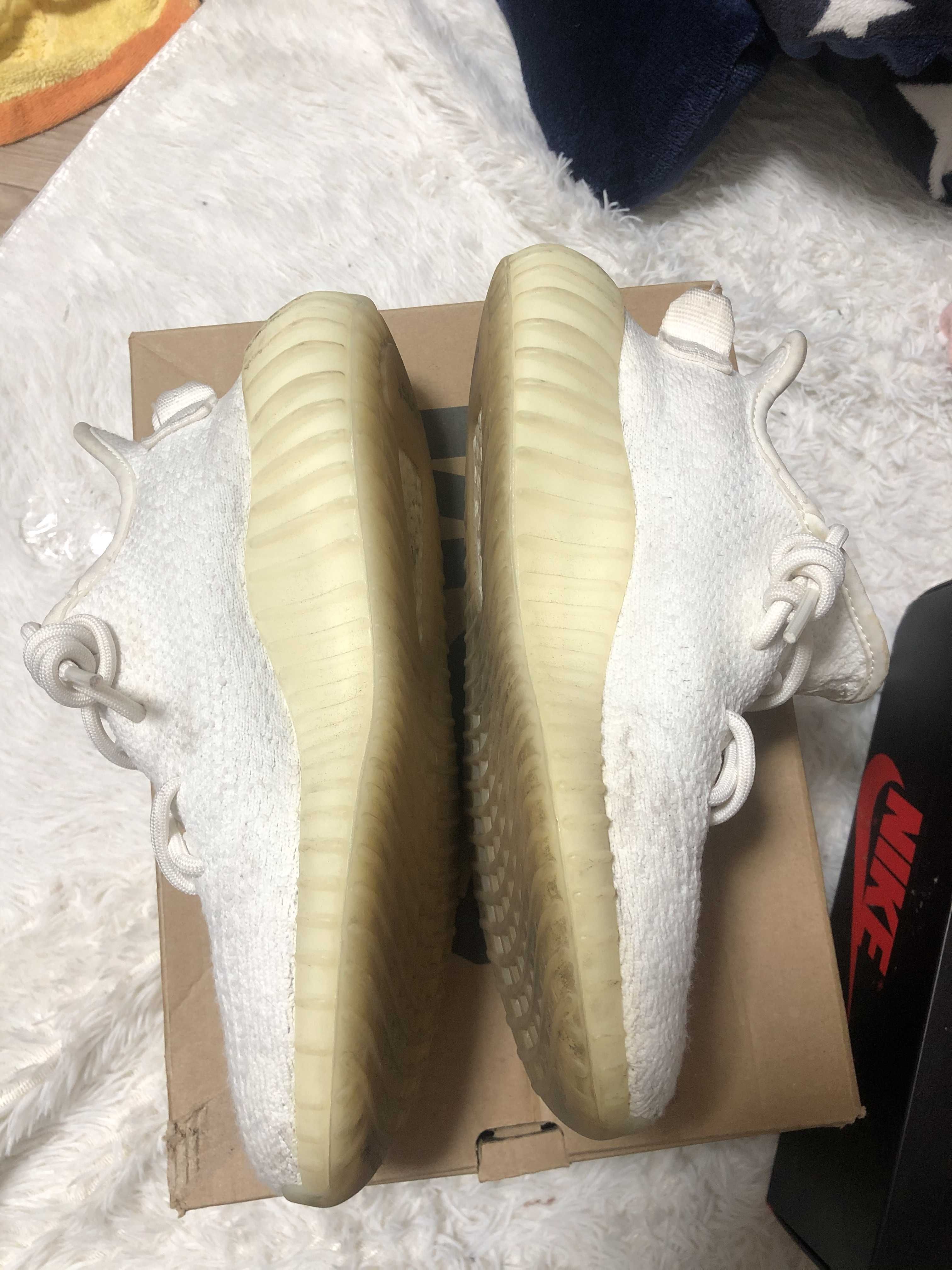 adidas YEEZY Boost 350 V2 "Cream White"