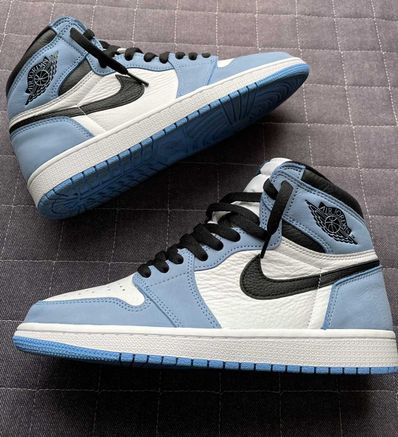 Nike Air Jordan 1 High OG "University Blue"