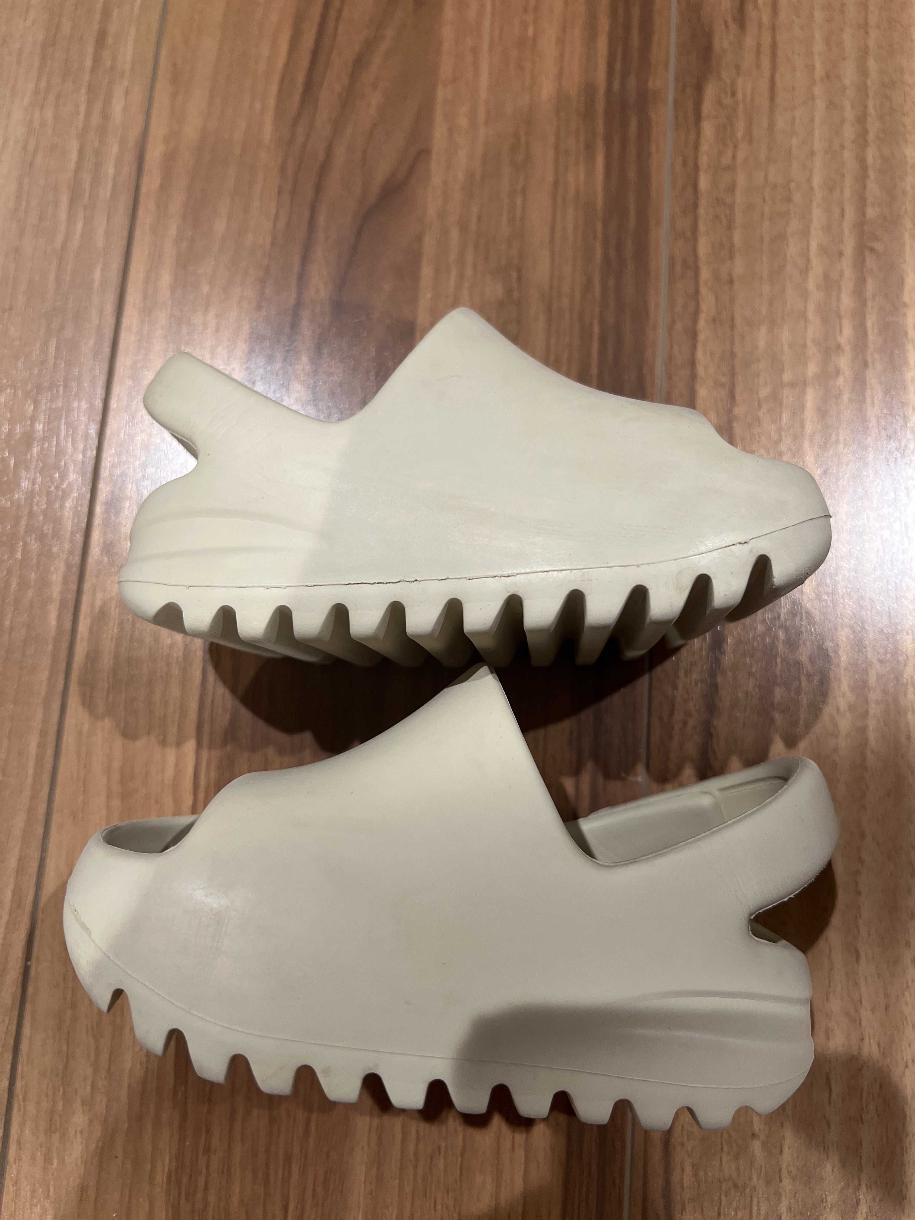adidas INFANT YEEZY Slide "BONE"