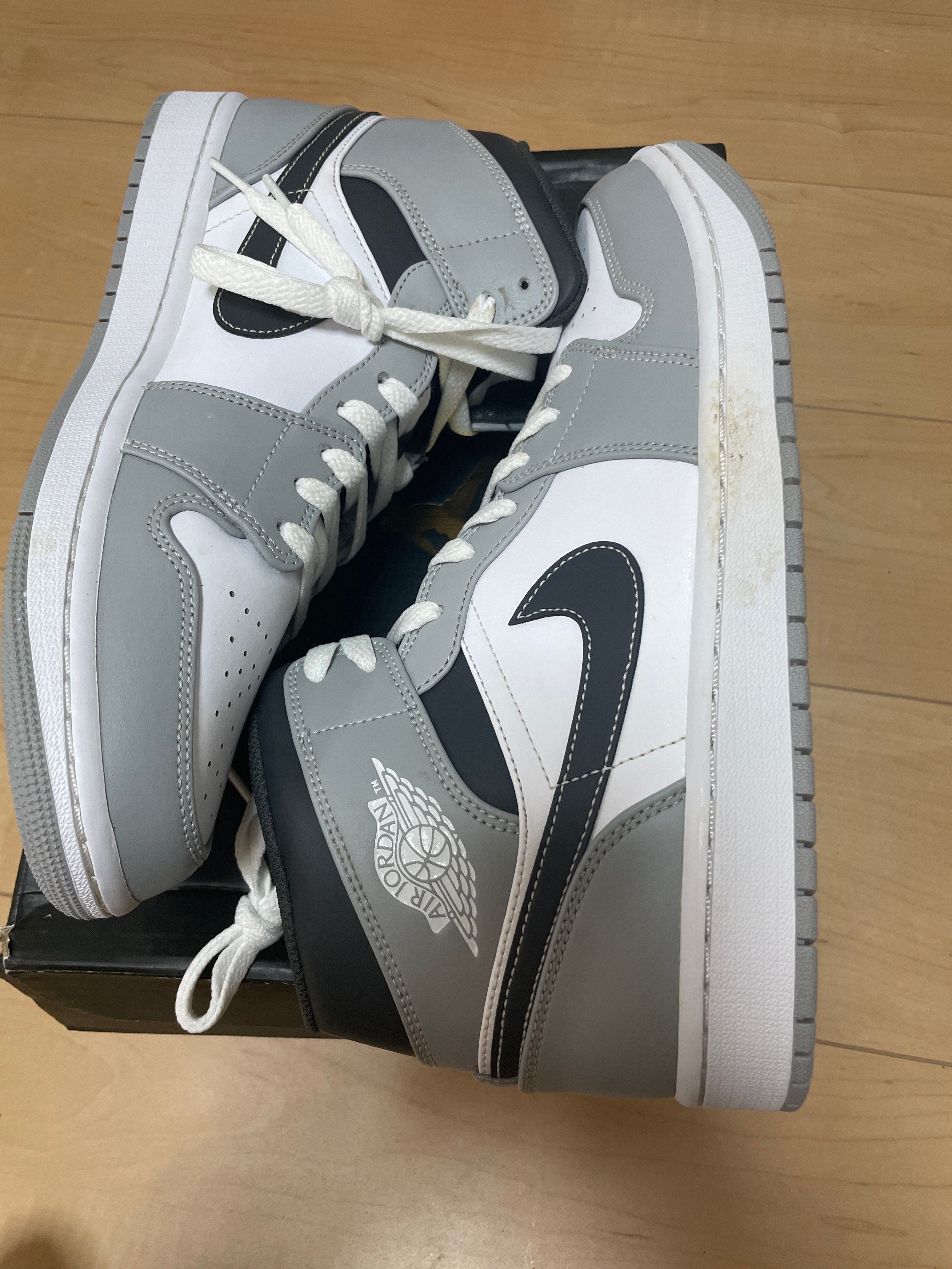 Nike Air Jordan 1 Mid "Grey White/Anthracite"