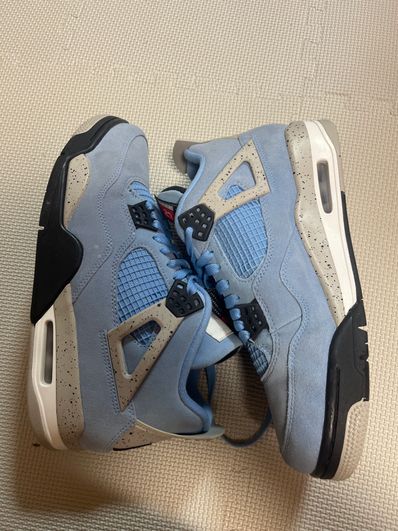 Nike Air Jordan 4 "University Blue"