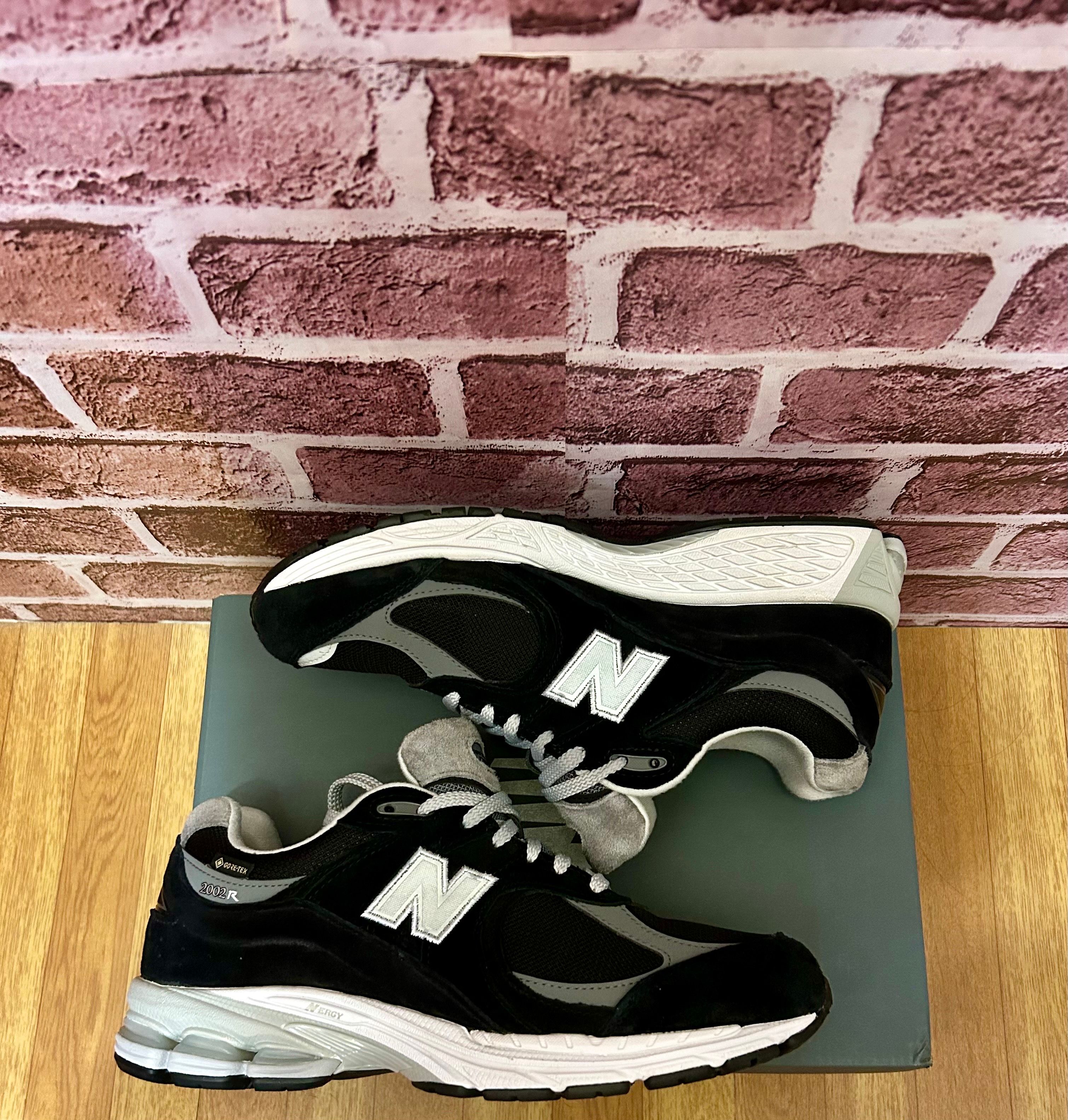 New Balance 2002R GORE-TEX "Black/Gray"