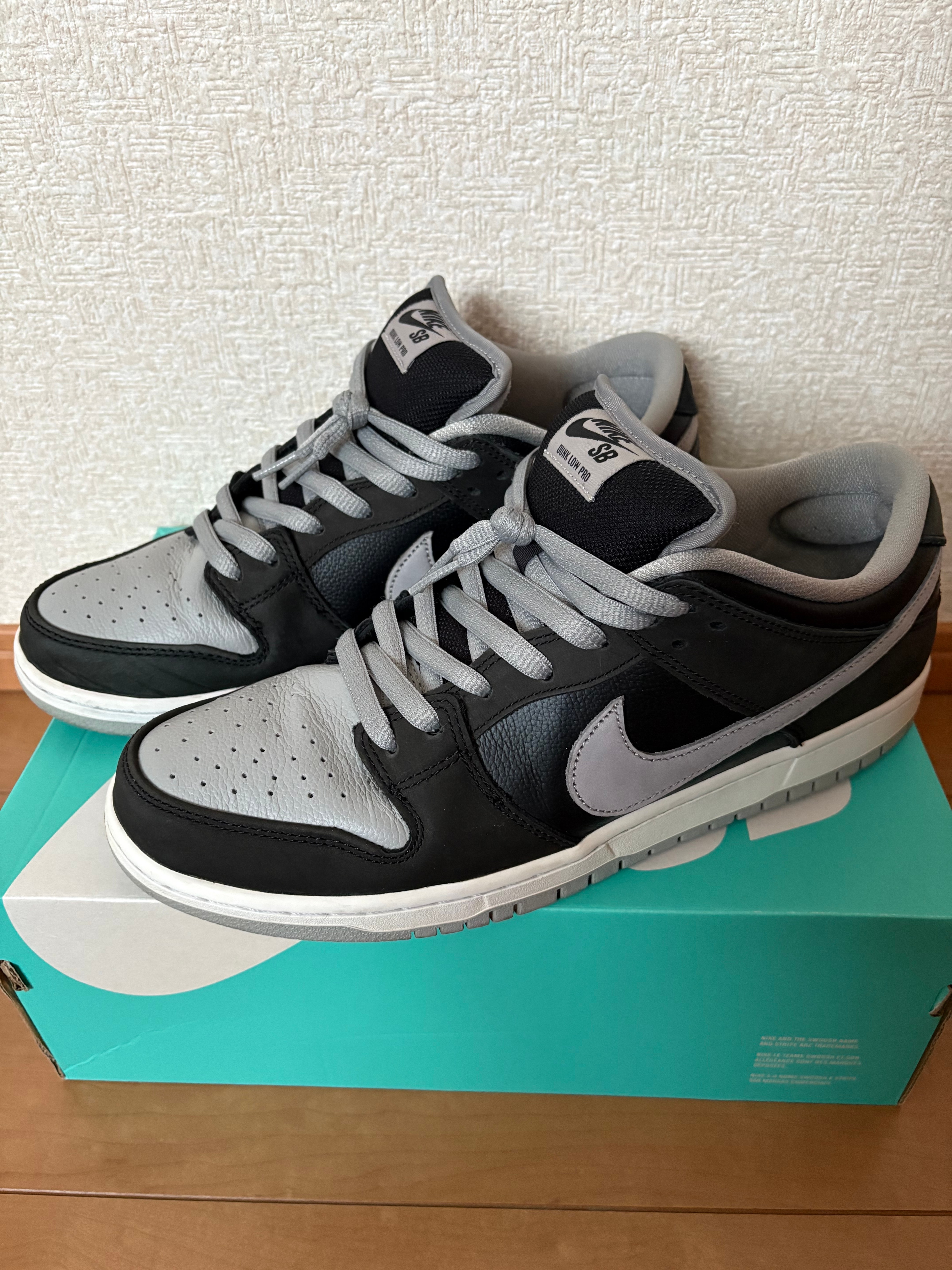 Nike SB Dunk Low "Shadow"