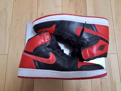 Nike Air Jordan 1 Retro High "Black Varsity Red/Bred"(2001)