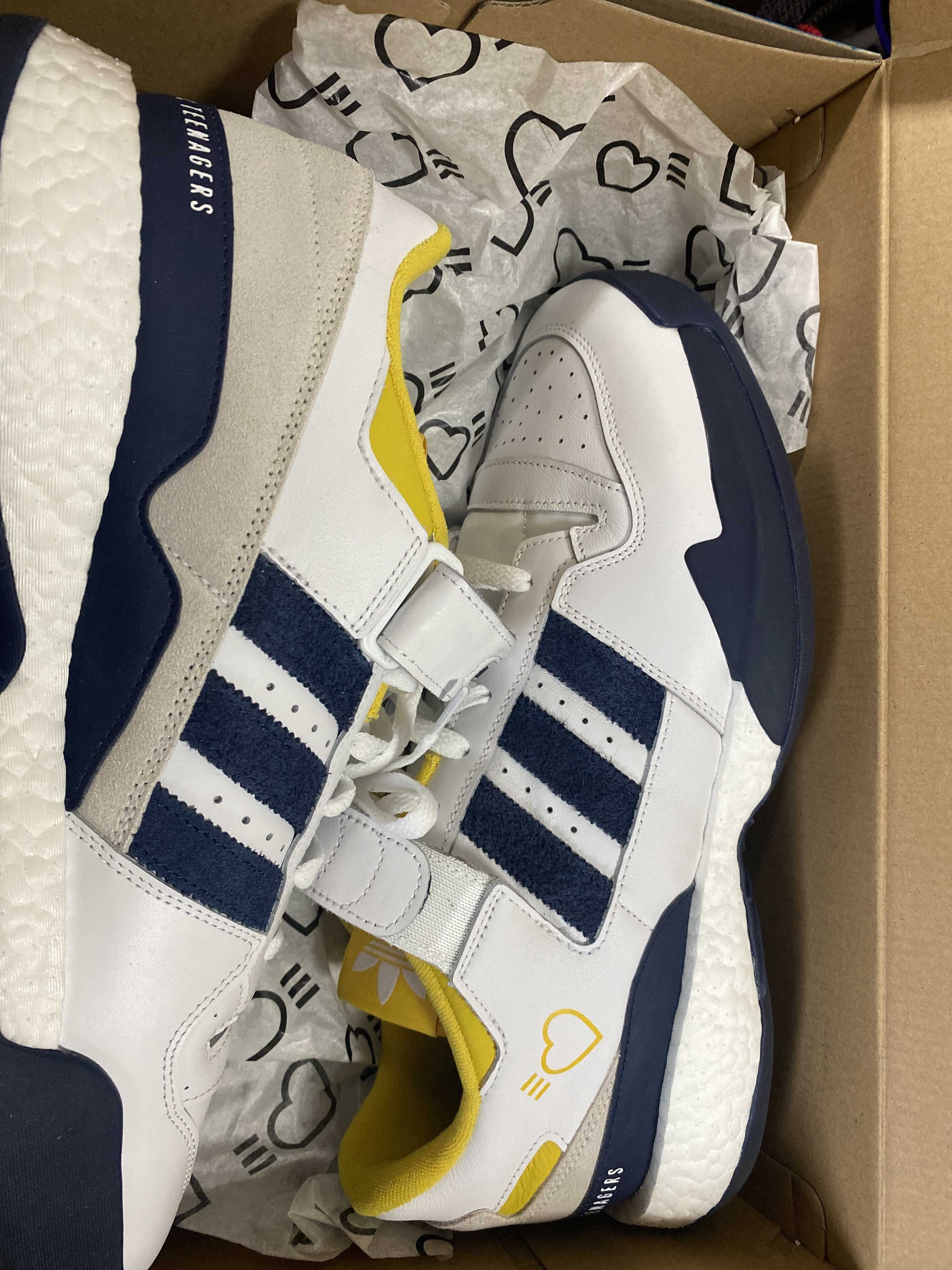 HUMAN MADE × adidas CONSORTIUM FORUM LOW "HAZY YELLOW/COLLEGE NAVY"
