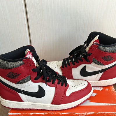 Nike Air Jordan 1 High OG "Lost & Found/Chicago"