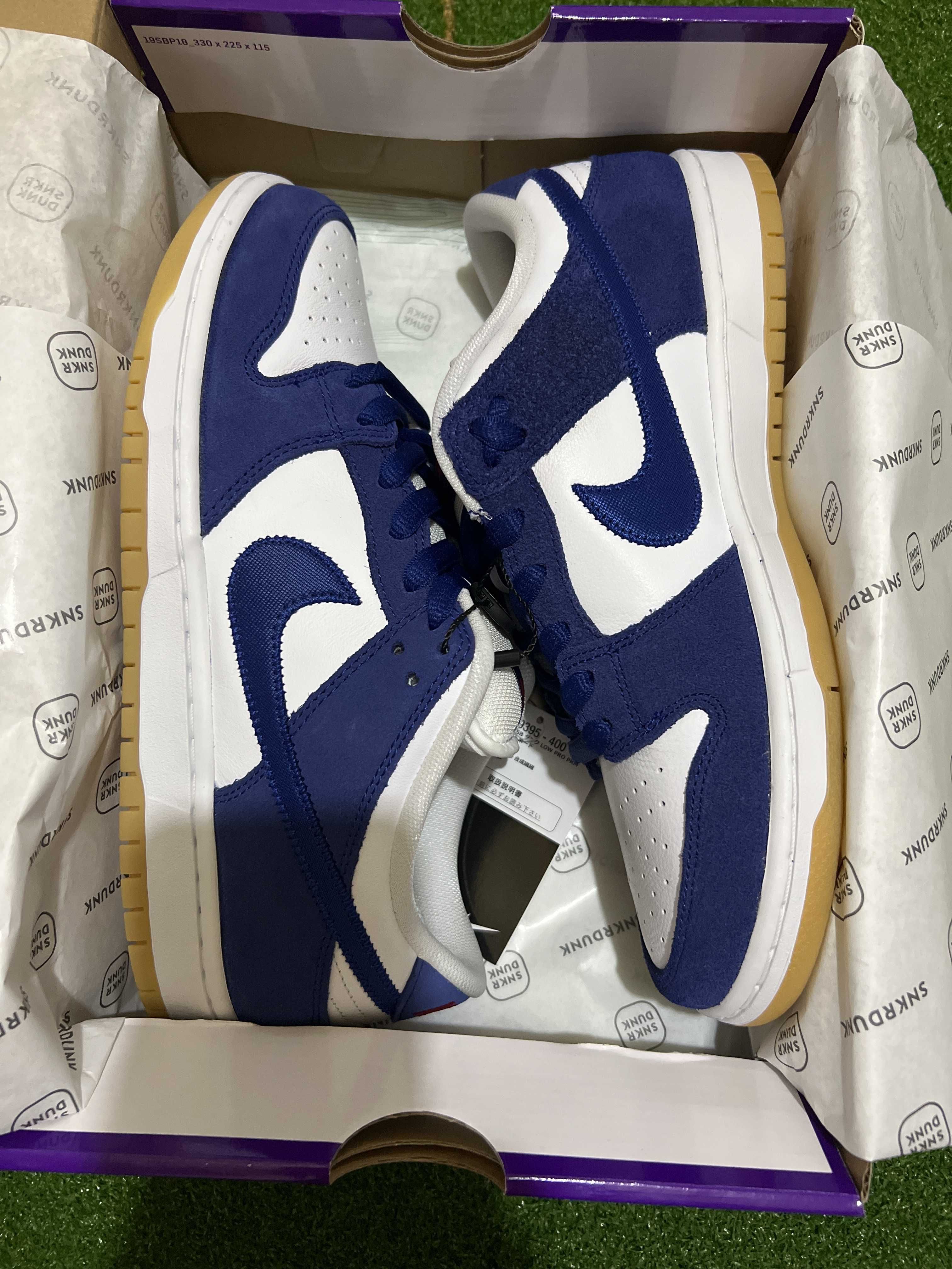 Nike SB Dunk Low "Los Angeles Dodgers/Deep Royal Blue"