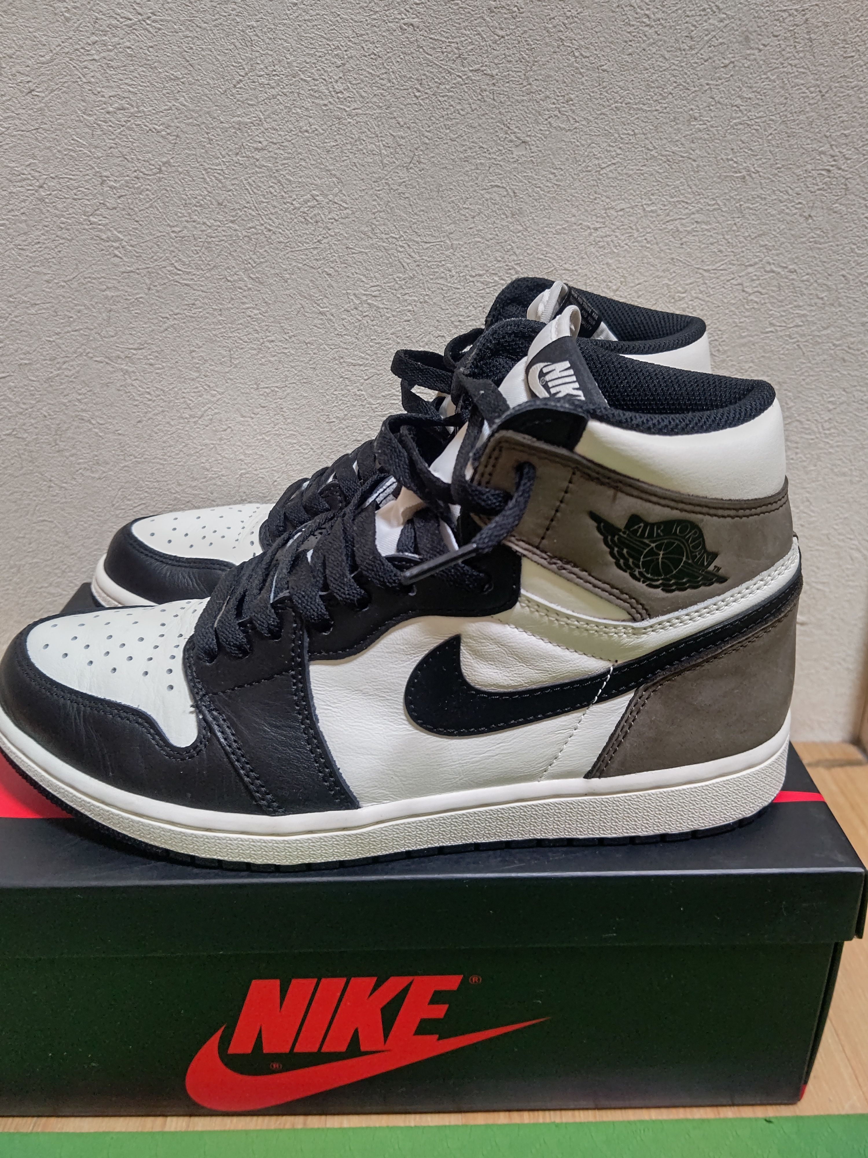 Nike Air Jordan 1 High OG "Sail/Dark Mocha/Black"