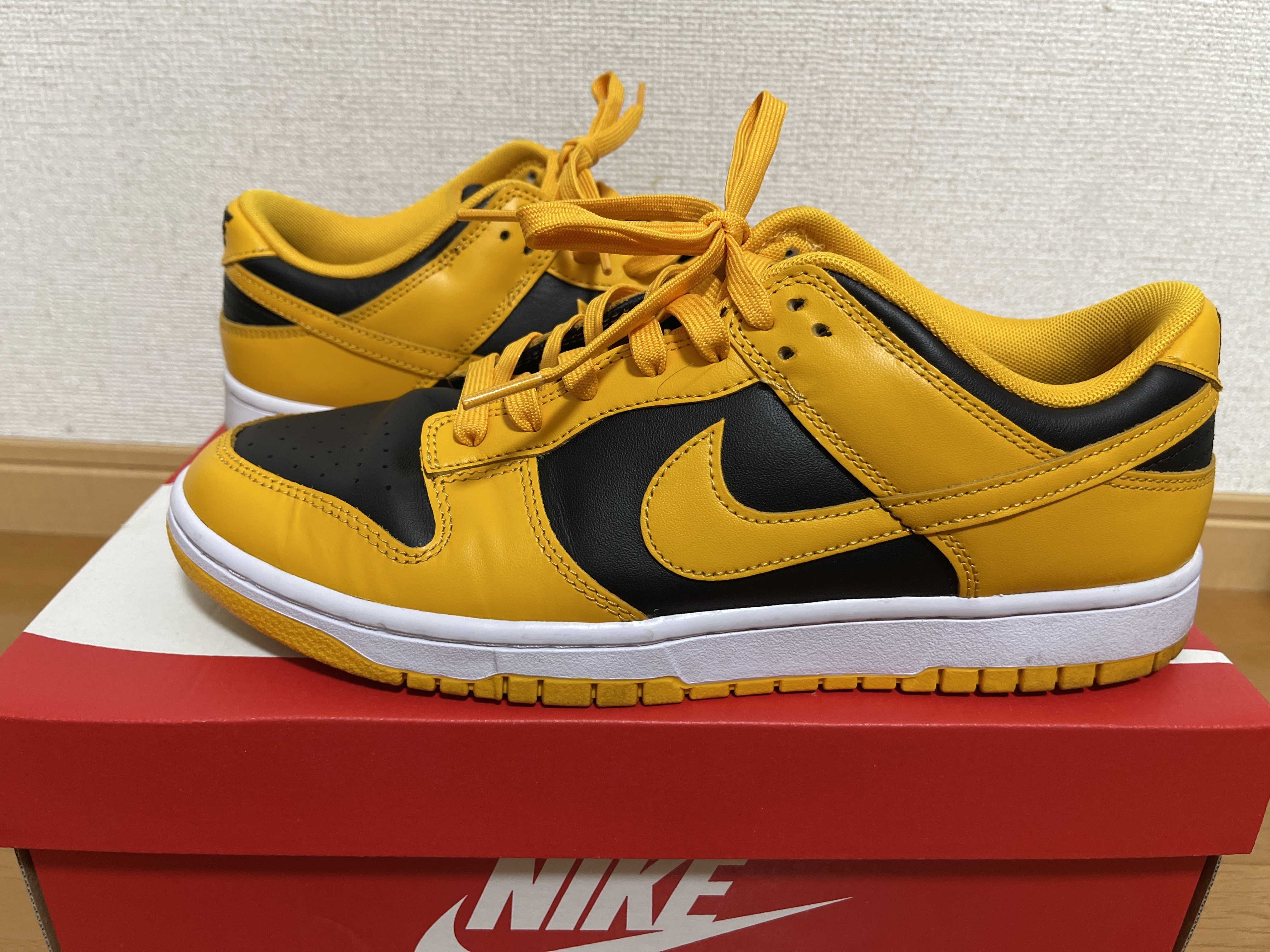 Nike Dunk Low "Championship Goldenrod"