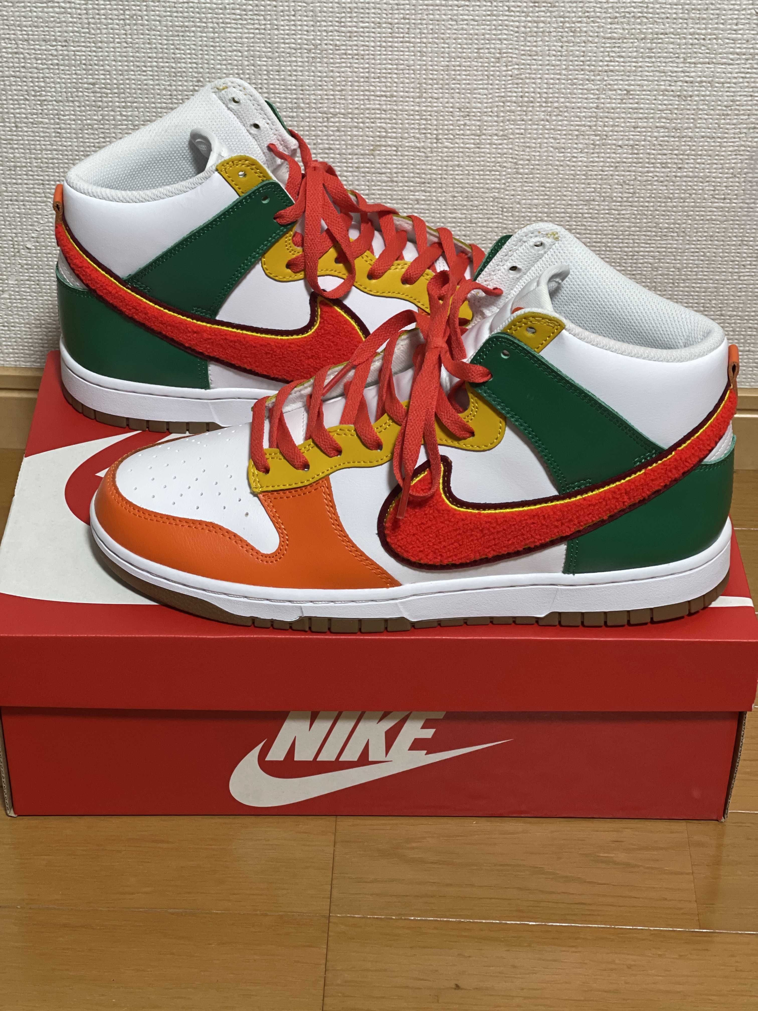 Nike Dunk High "Chenille Swoosh"