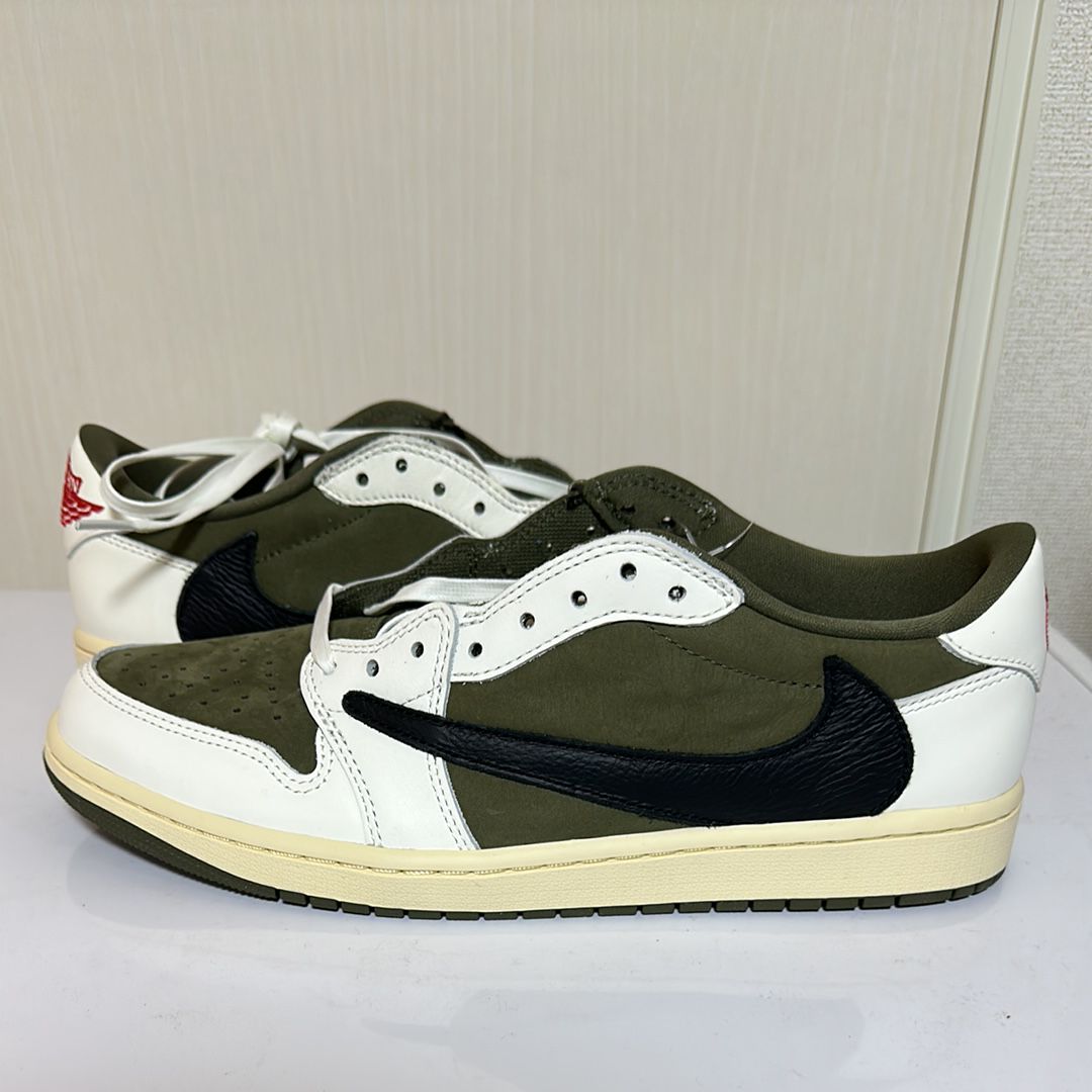 Travis Scott × Nike Air Jordan 1 Low OG SP "Reverse Olive"