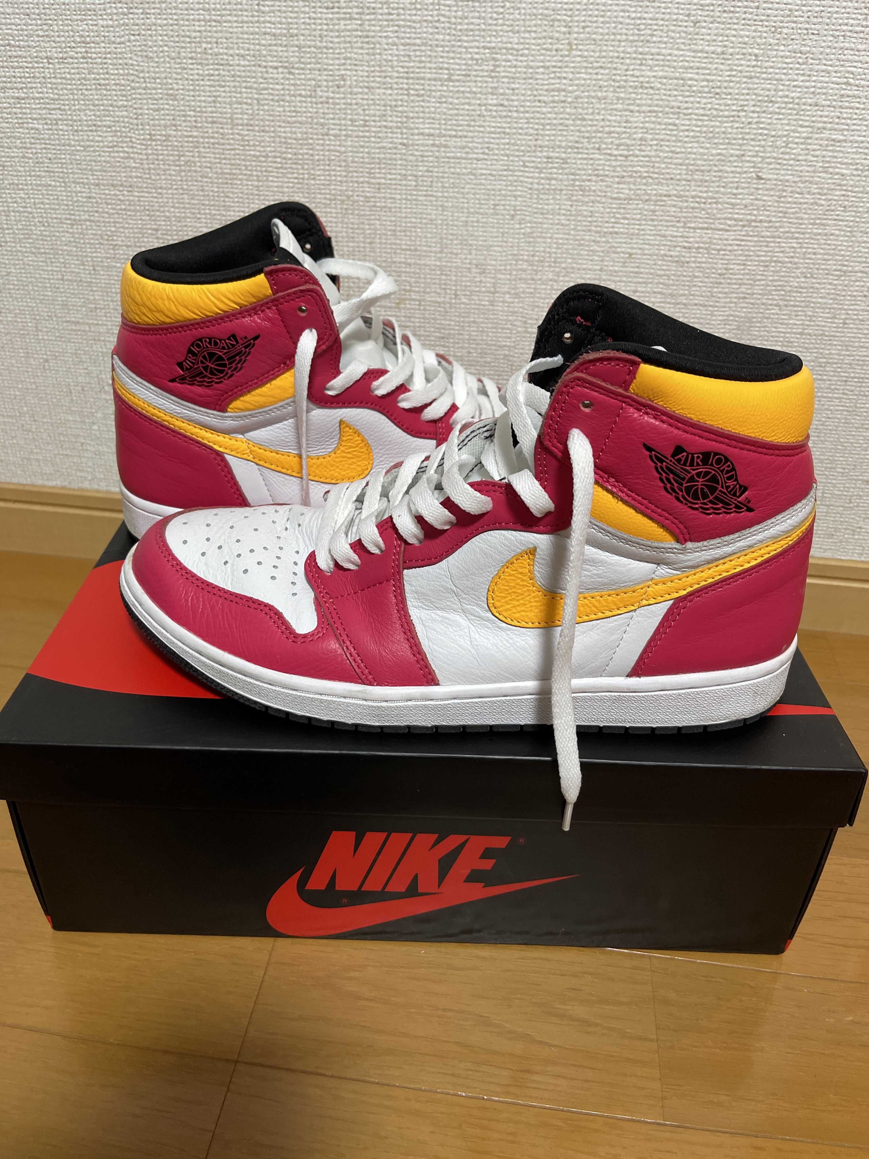 Nike Air Jordan 1 High OG "Light Fusion Red"