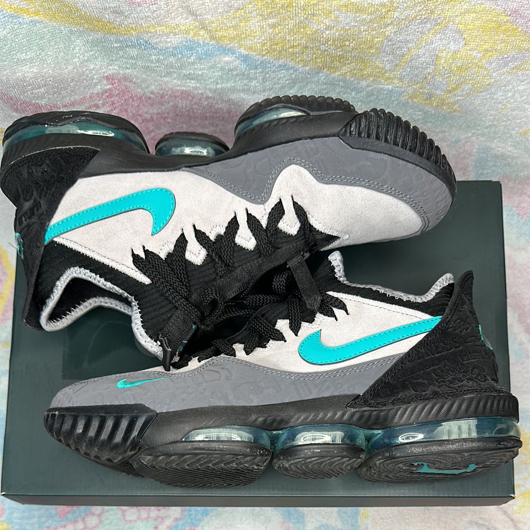atmos × Nike LeBron 16 "Clear Jade"