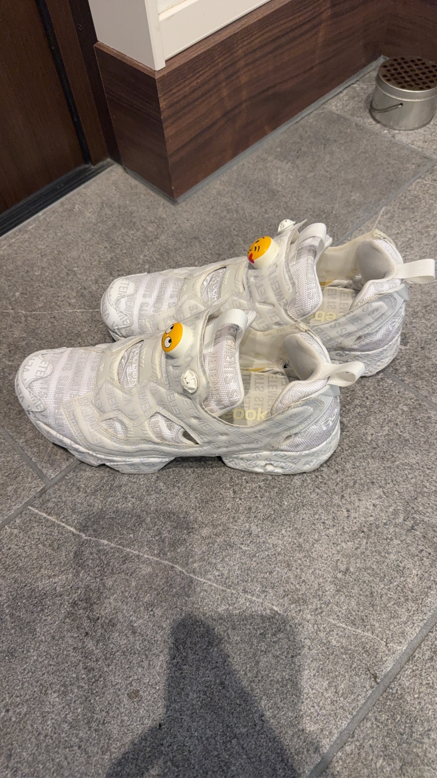 VETEMENTS × REEBOK INSTAPUMP FURY "EMOJI"