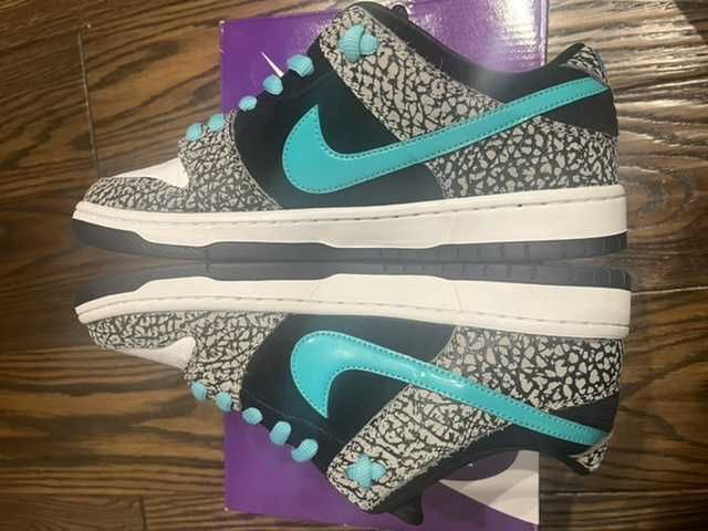 Nike SB Dunk Low "Elephant/Safari"