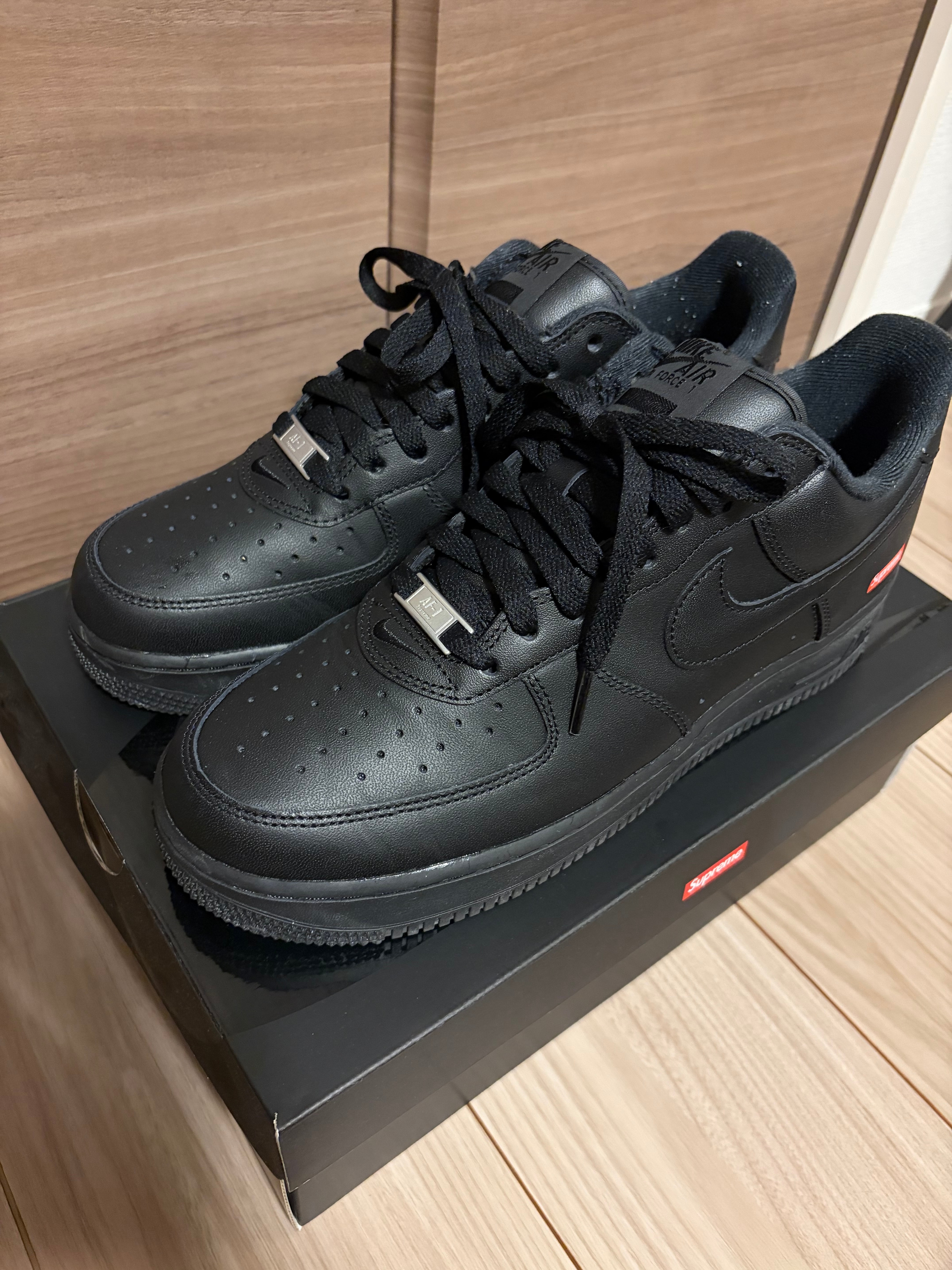 Supreme × Nike Air Force 1 Low "Black"