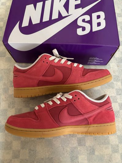 Nike SB Dunk Low "Adobe"