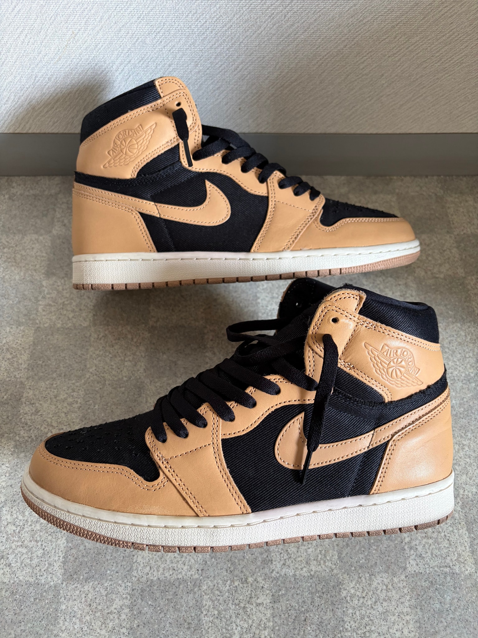 Nike Air Jordan 1 Retro High OG "Vachetta Tan"