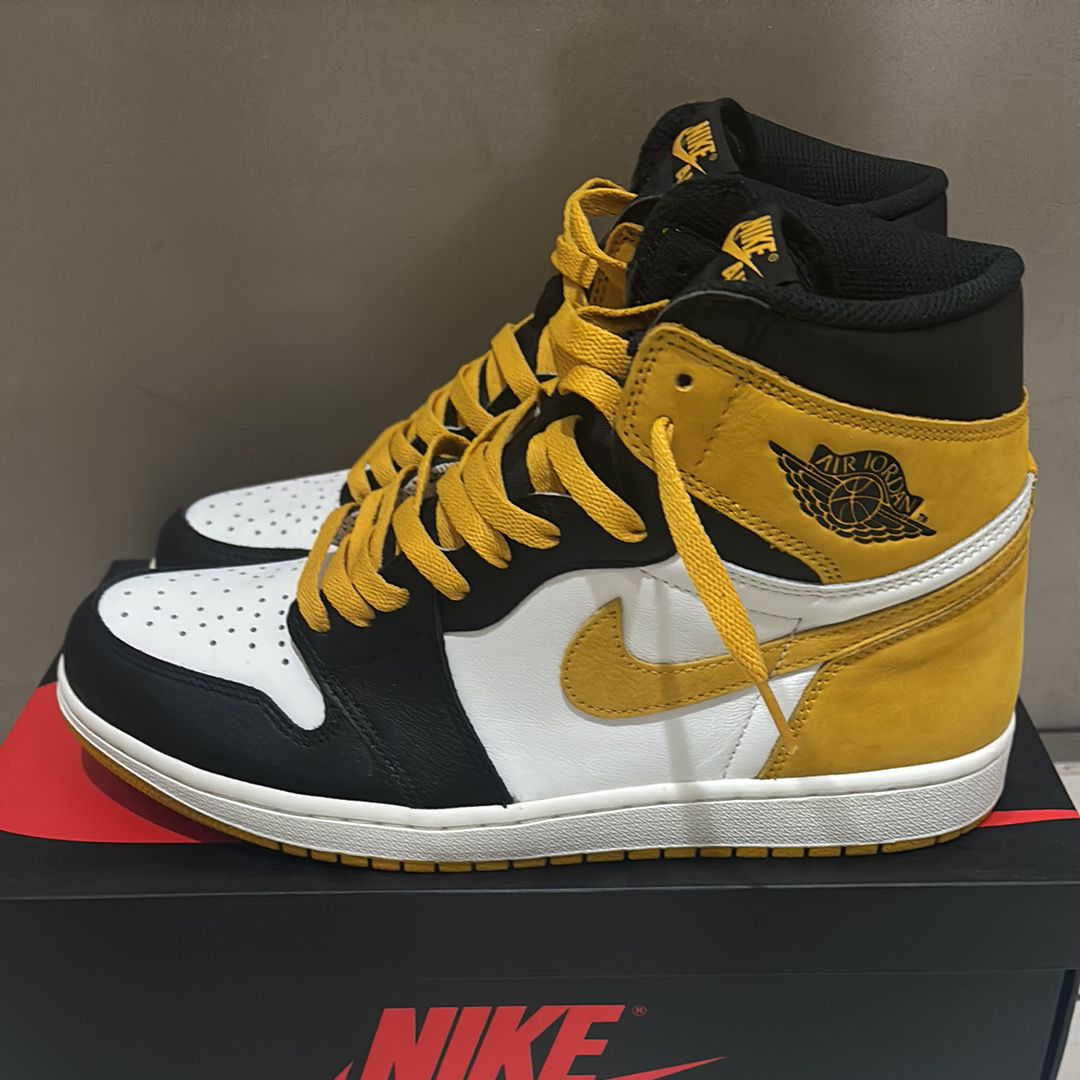 Nike Air Jordan 1 Retro High OG "Black Toe/Yellow Ochre"
