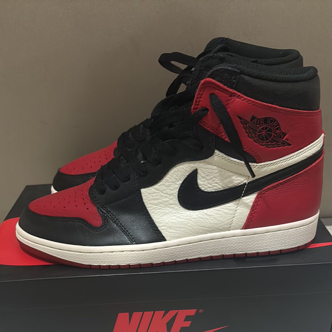 Nike Air Jordan 1 Retro High OG "Bred Toe"