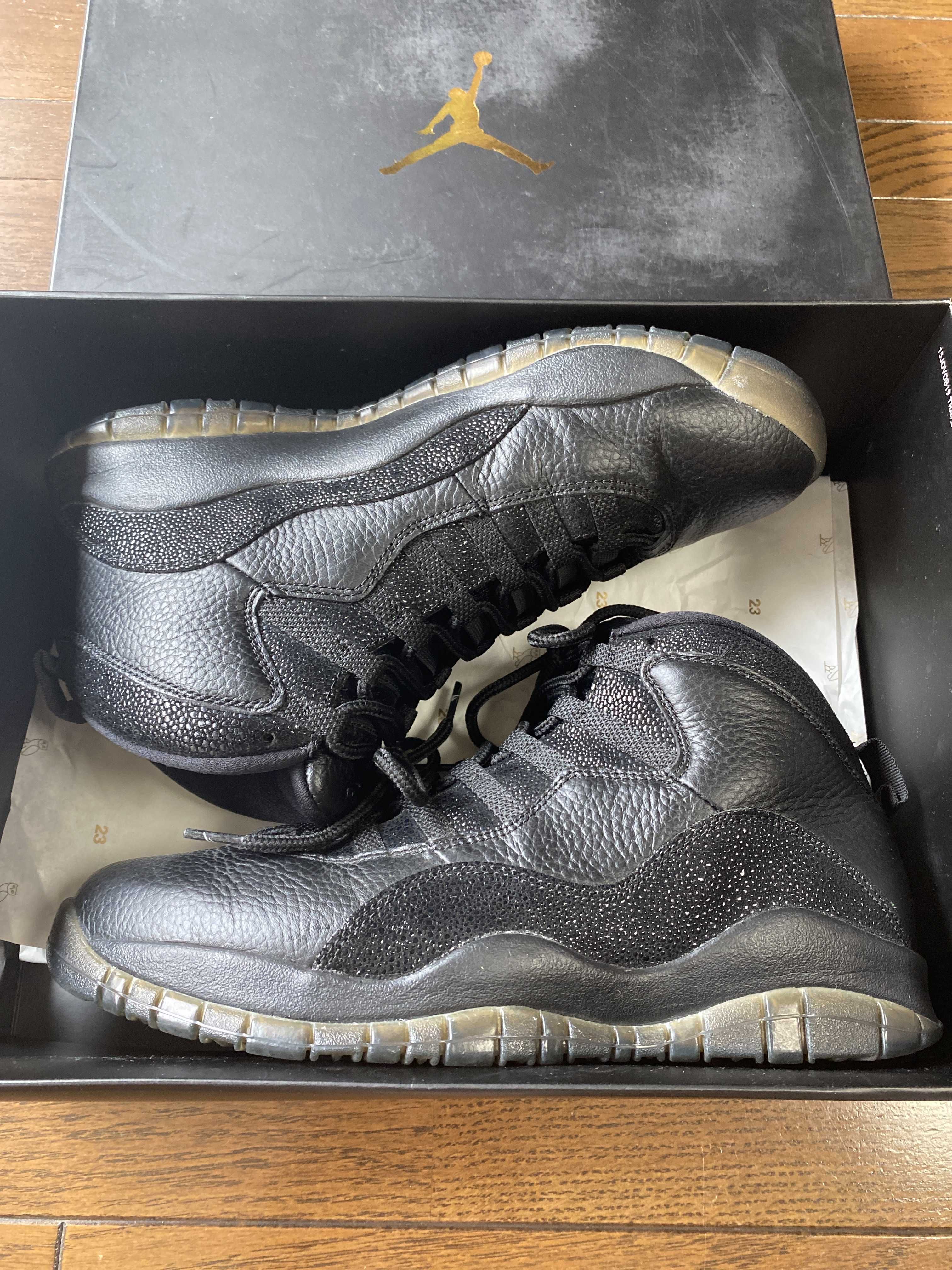 OVO × Nike Air Jordan 10 Retro Drake "Black/Metallic Gold"